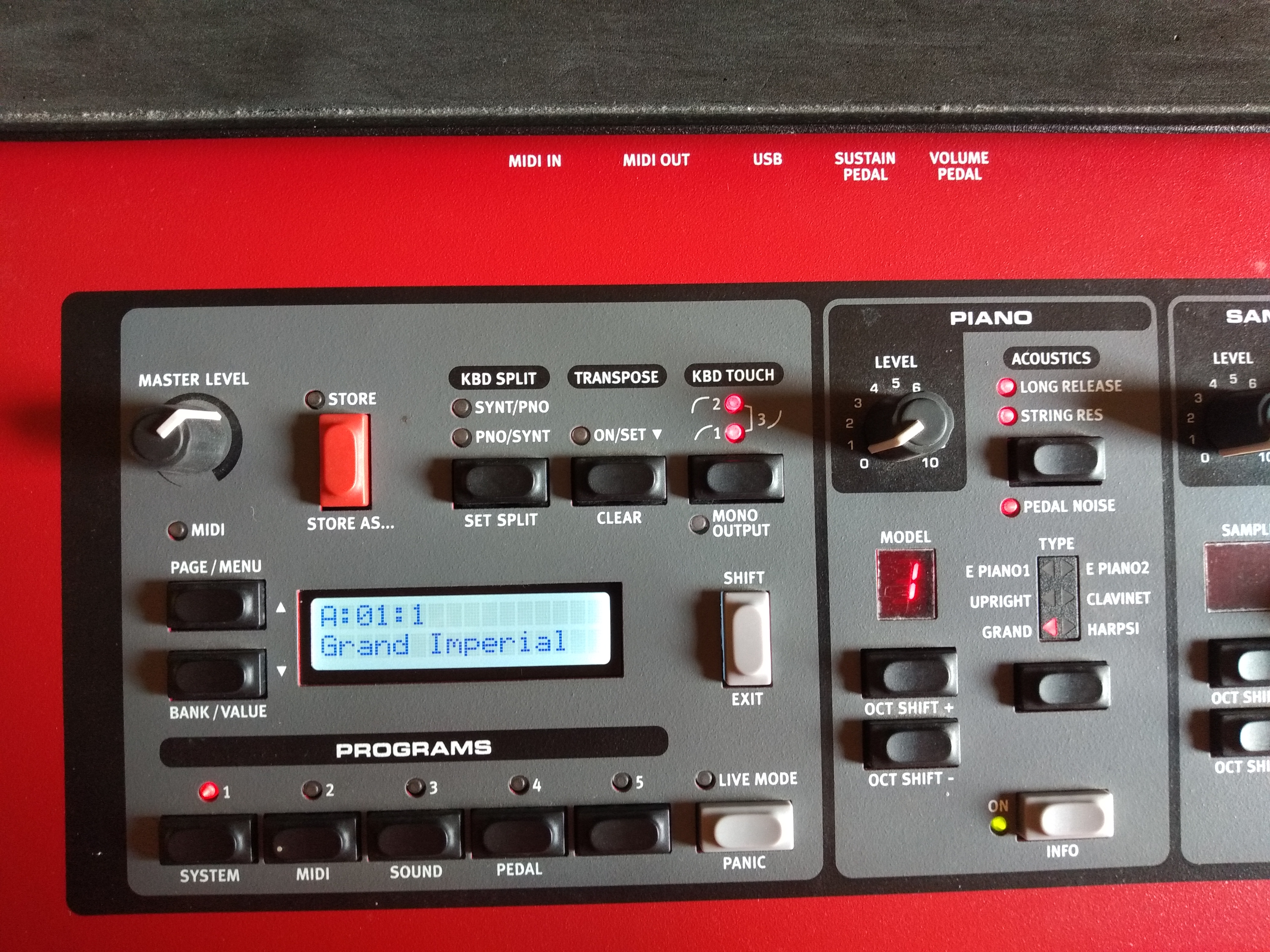 Vends Nord Piano 2 TBE