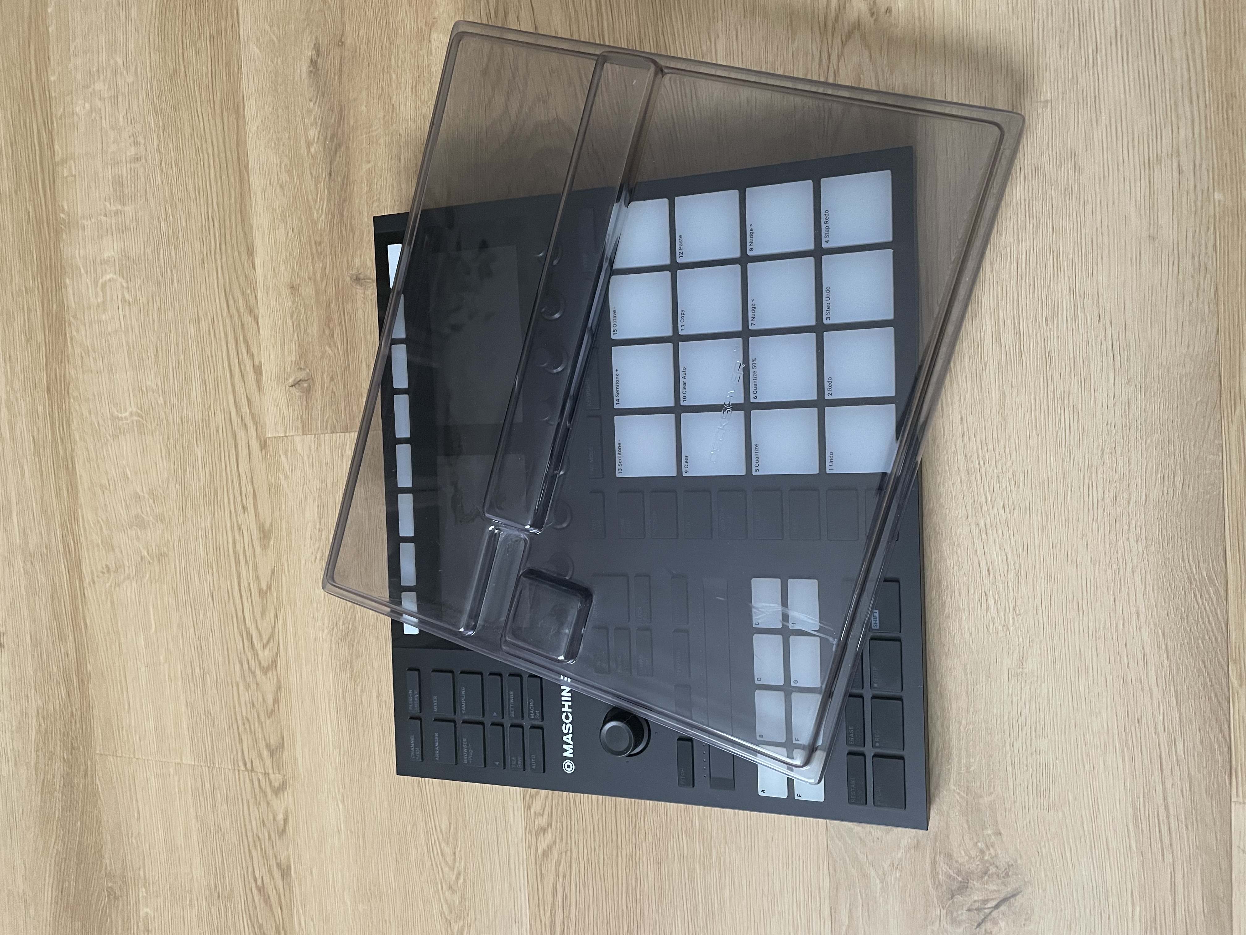 Native Instruments Maschine mk3 (83528)