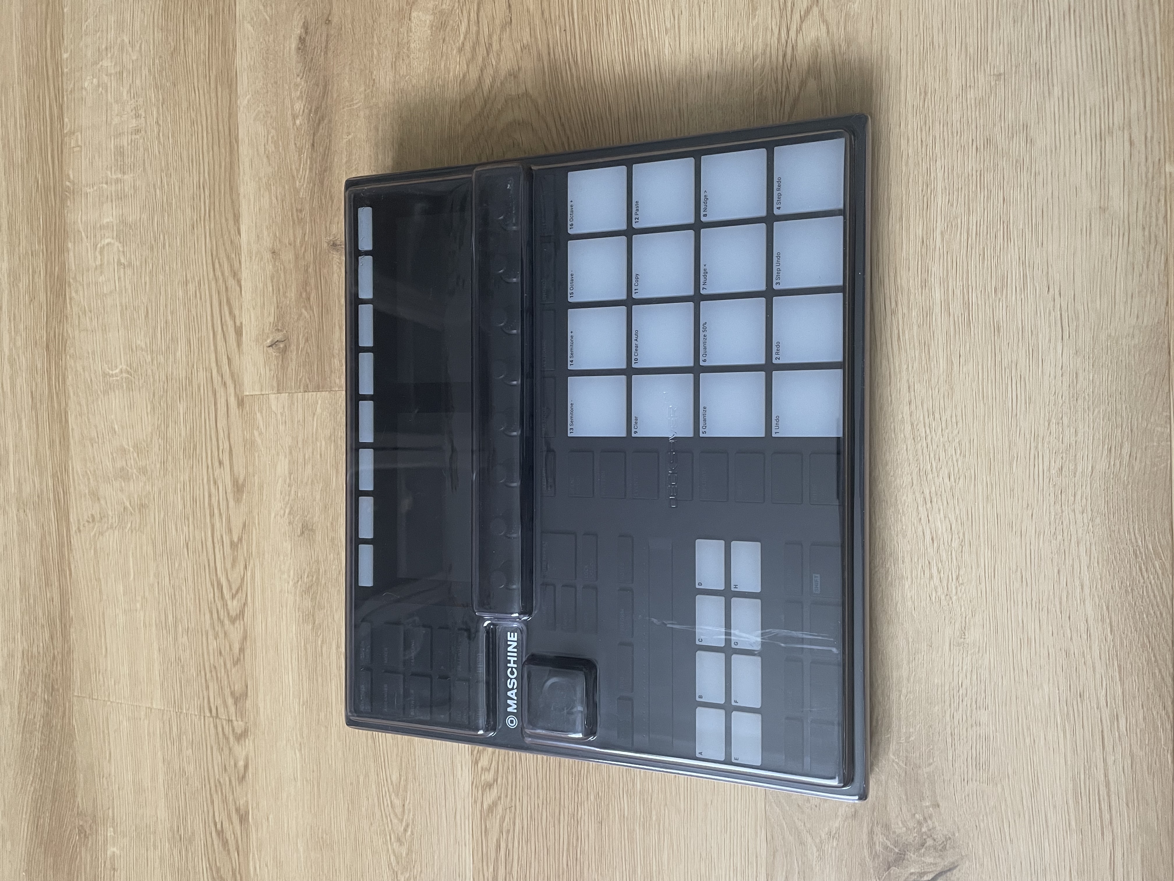 Native Instruments Maschine mk3 (15616)