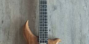 Vend basse riverhead japan