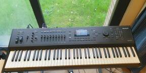 A vendre Kurzweil Forte 7 + Flight Case Gator