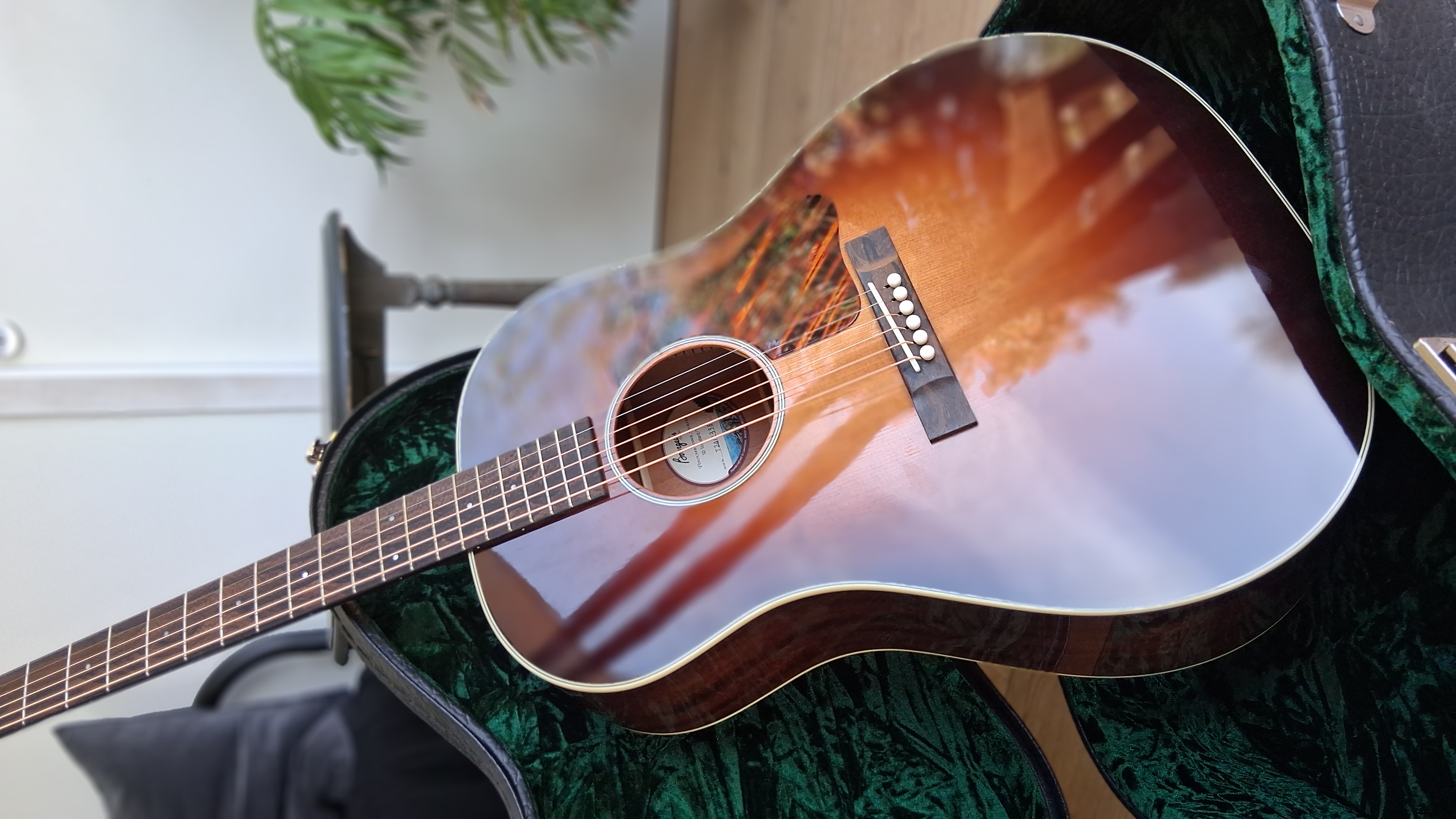 Guitare folk Bourgeois Touchstone Slope D