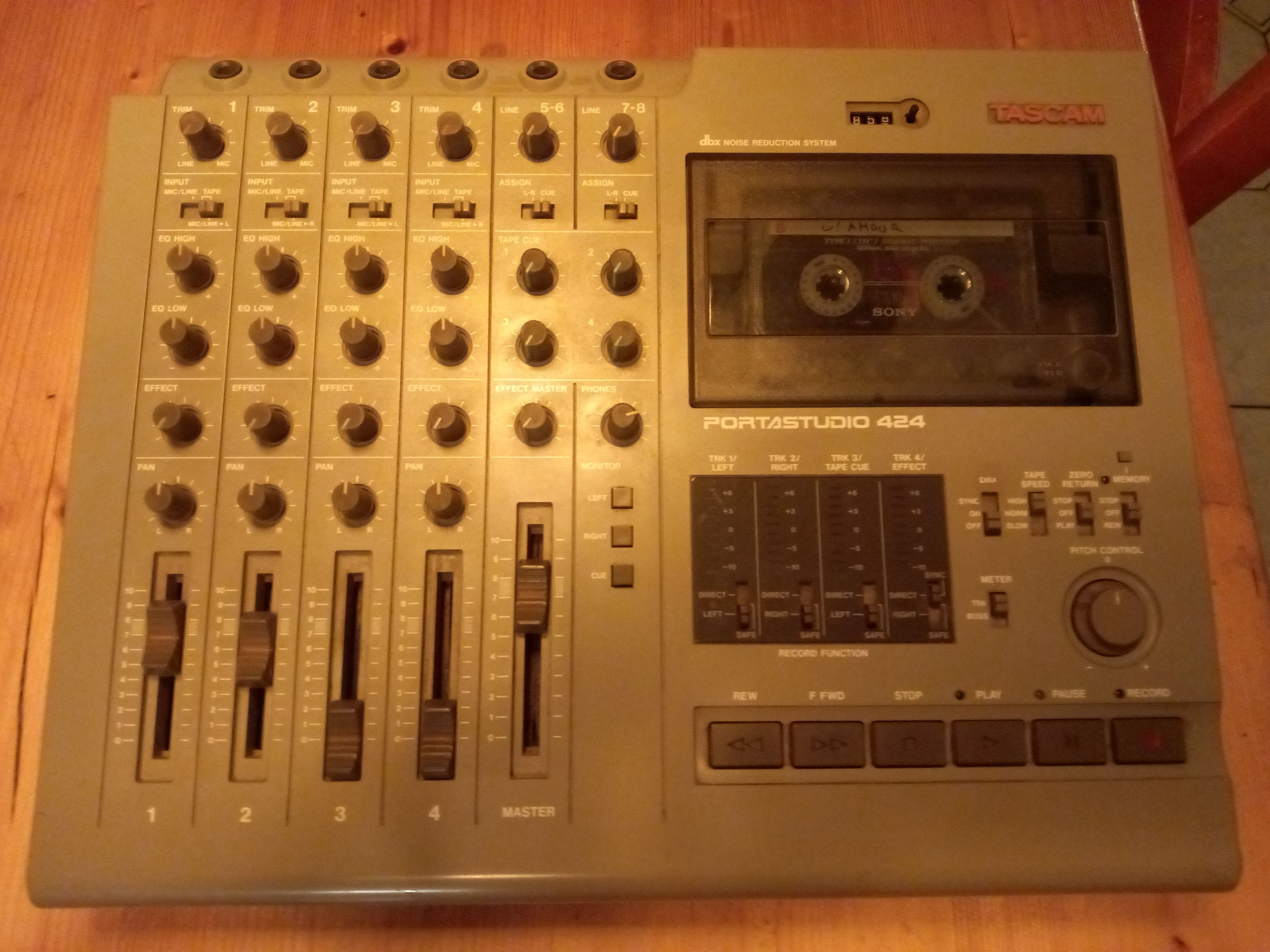 Tascam 424
