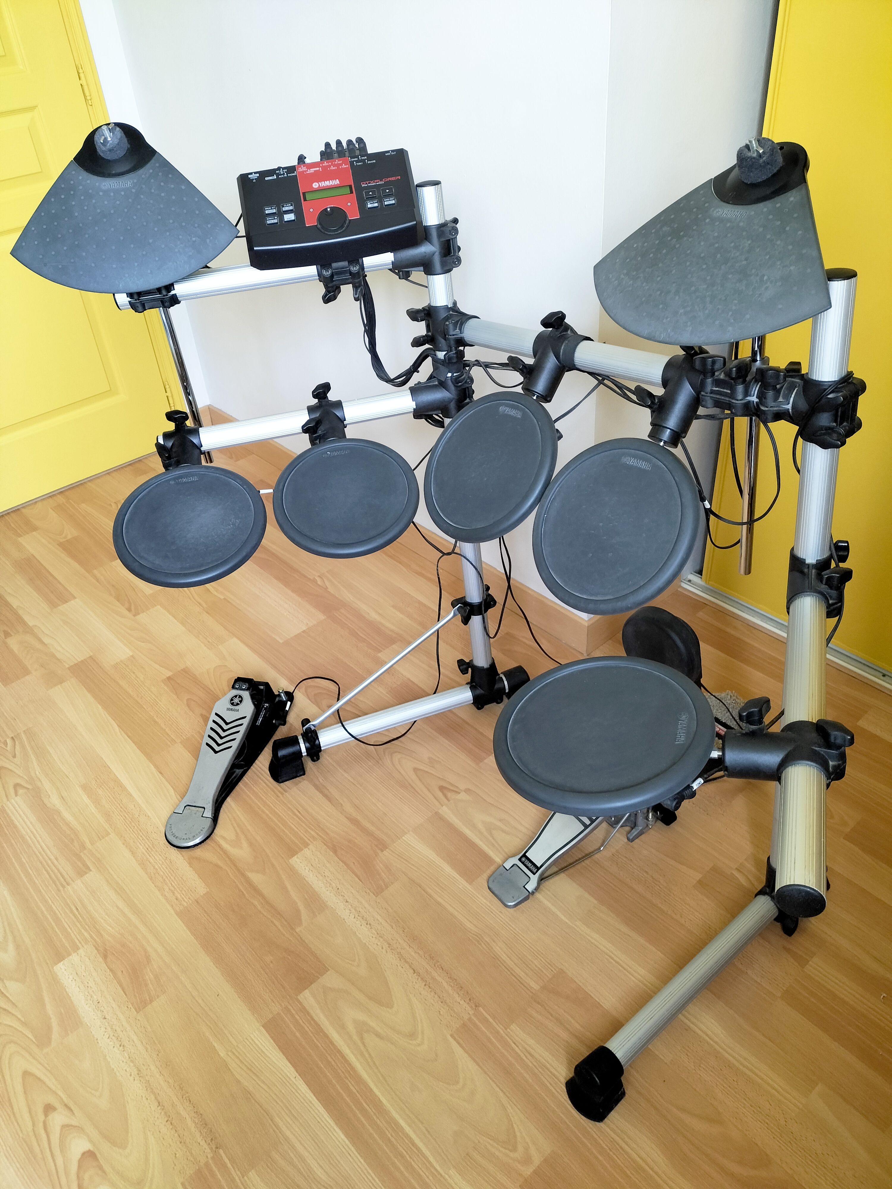 Vends Batterie électronique Yamaha DTXplorer