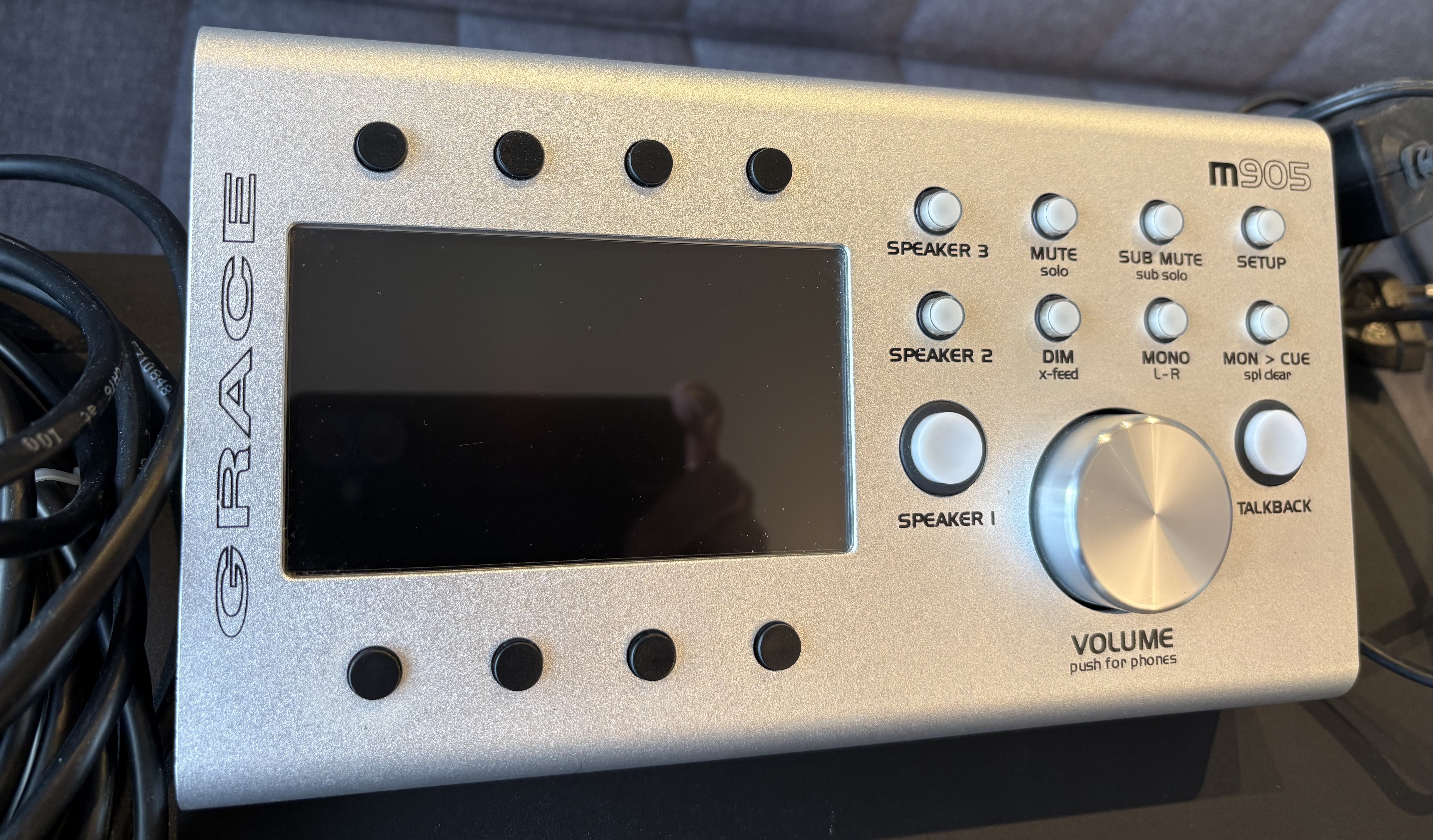 GraceAudio m905 remote front