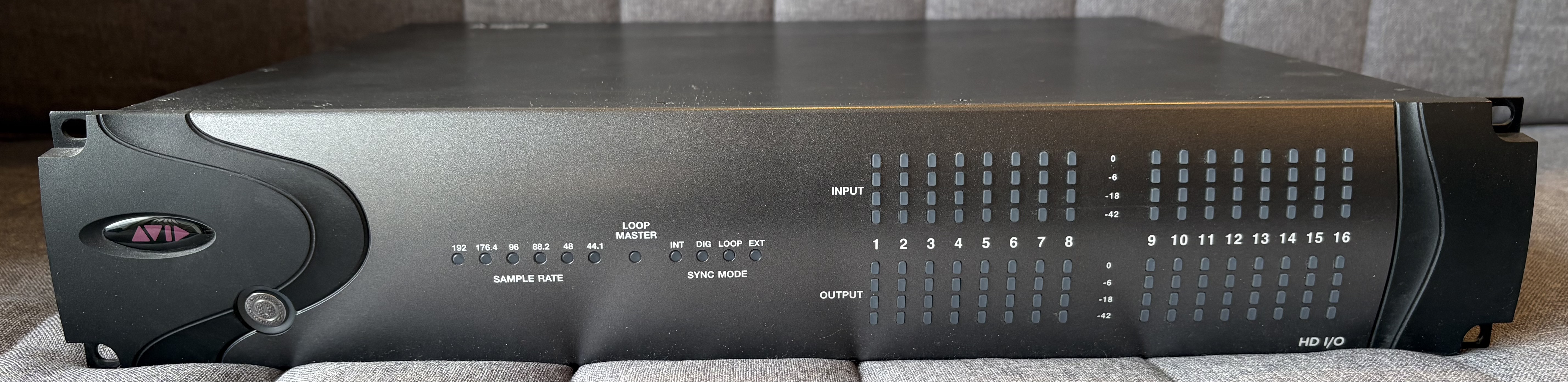 Avid HD I:O 16x16 analog front