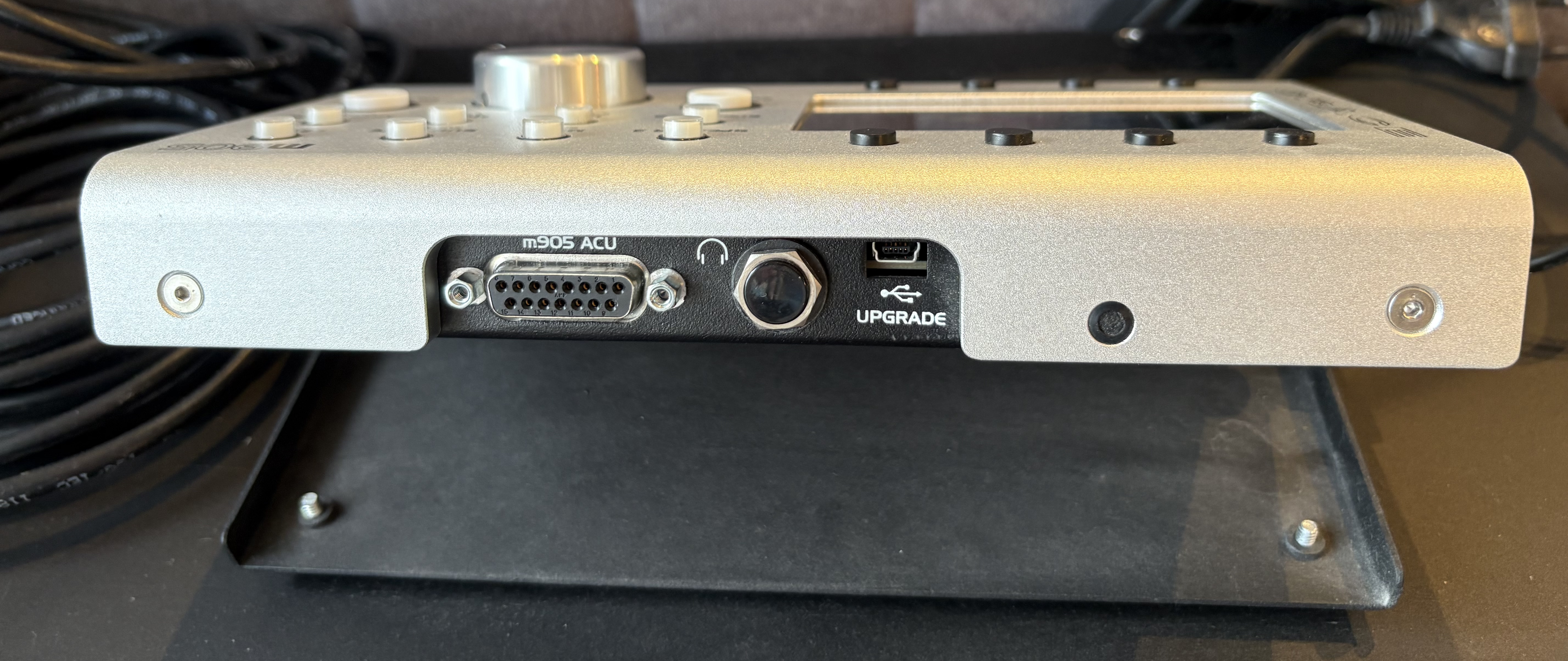 GraceAudio m905 remote back