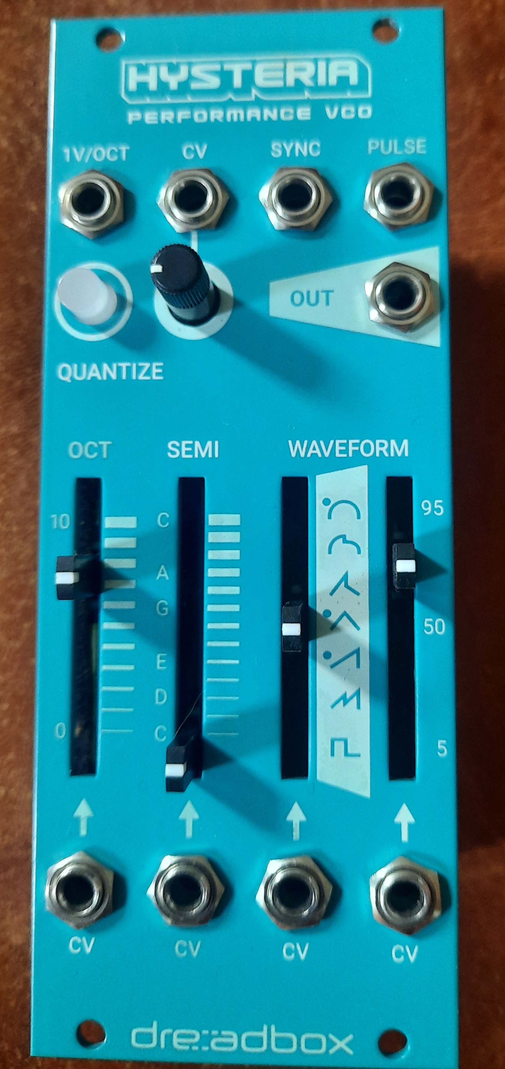 vends dreadbox hysteria