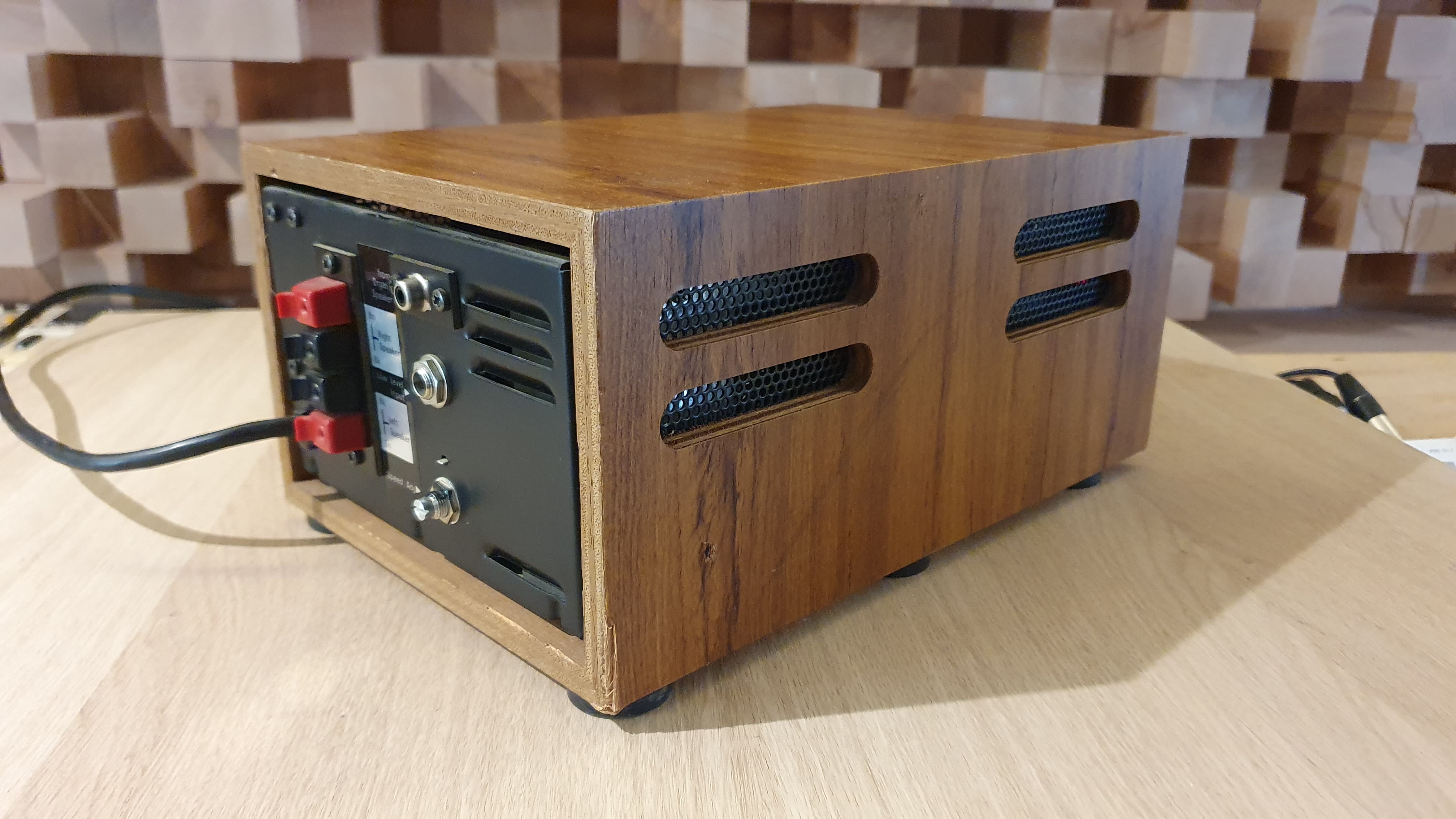 Roland Revo 30 (96176)