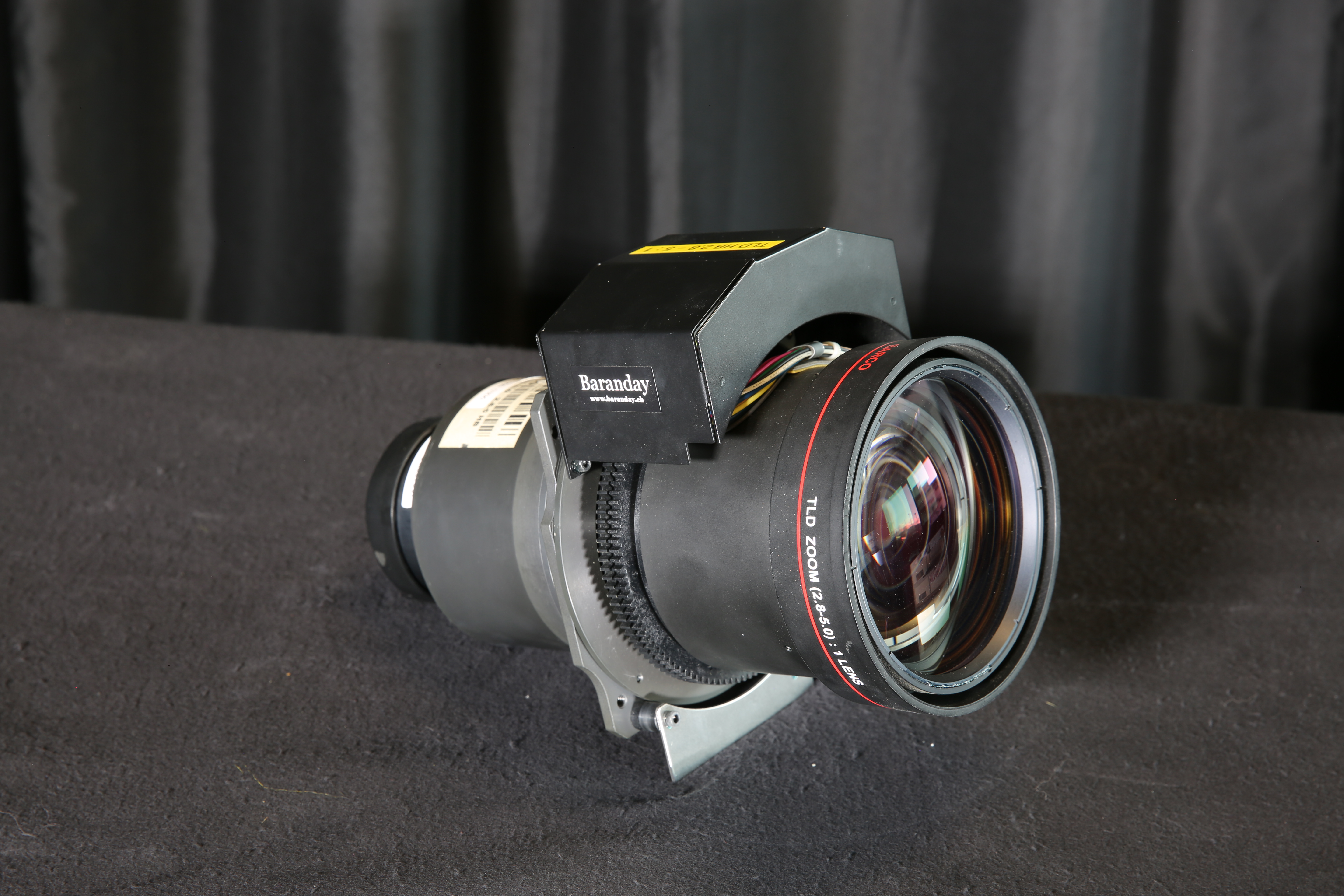 Objectif projecteur BARCO DLP 2.8 - 5.1