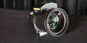 Objectif projecteur BARCO DLP 1.6 - 2.0