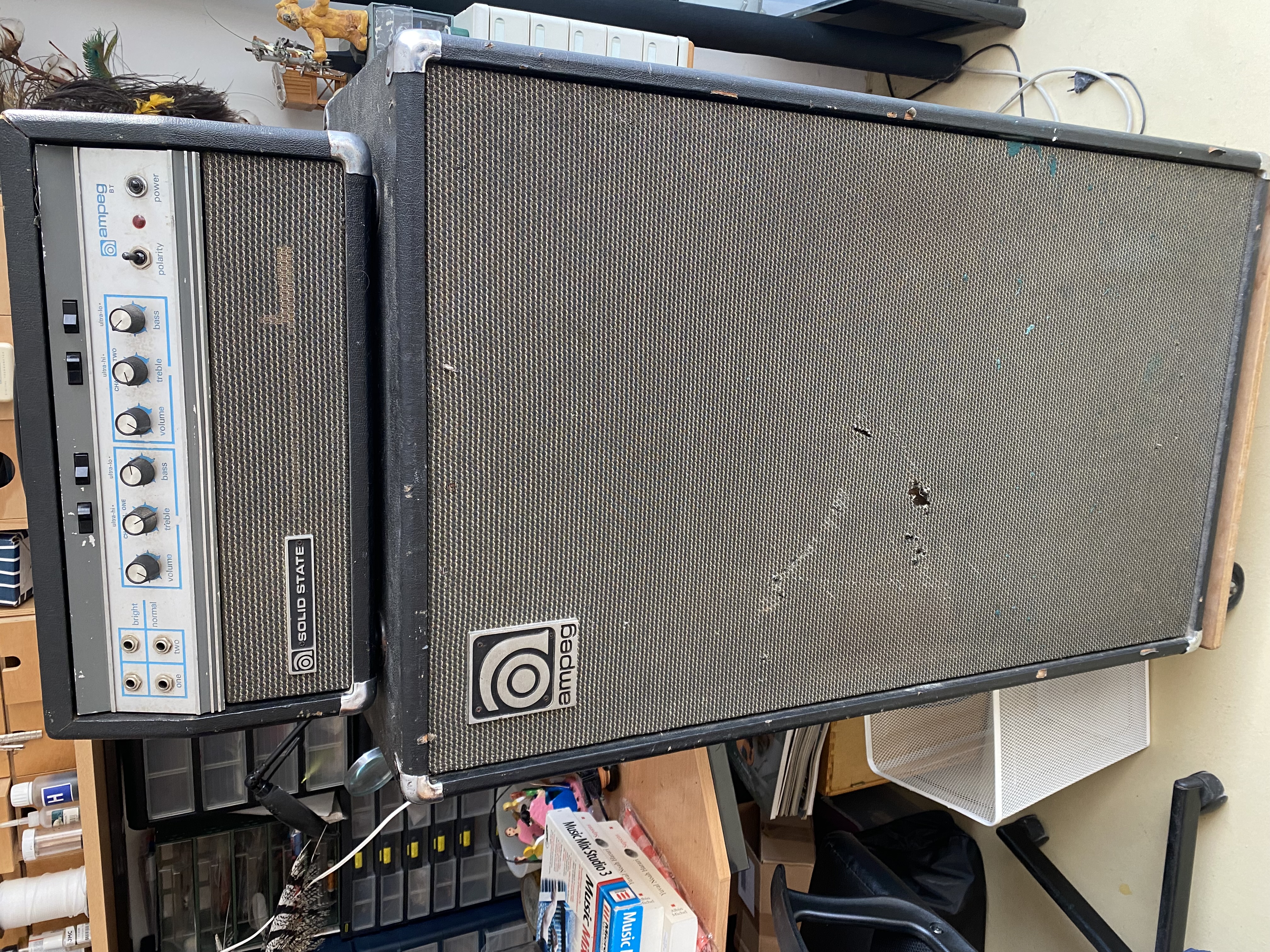 Ampli + baffle ampeg BT 25