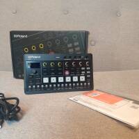 Vends Roland P6