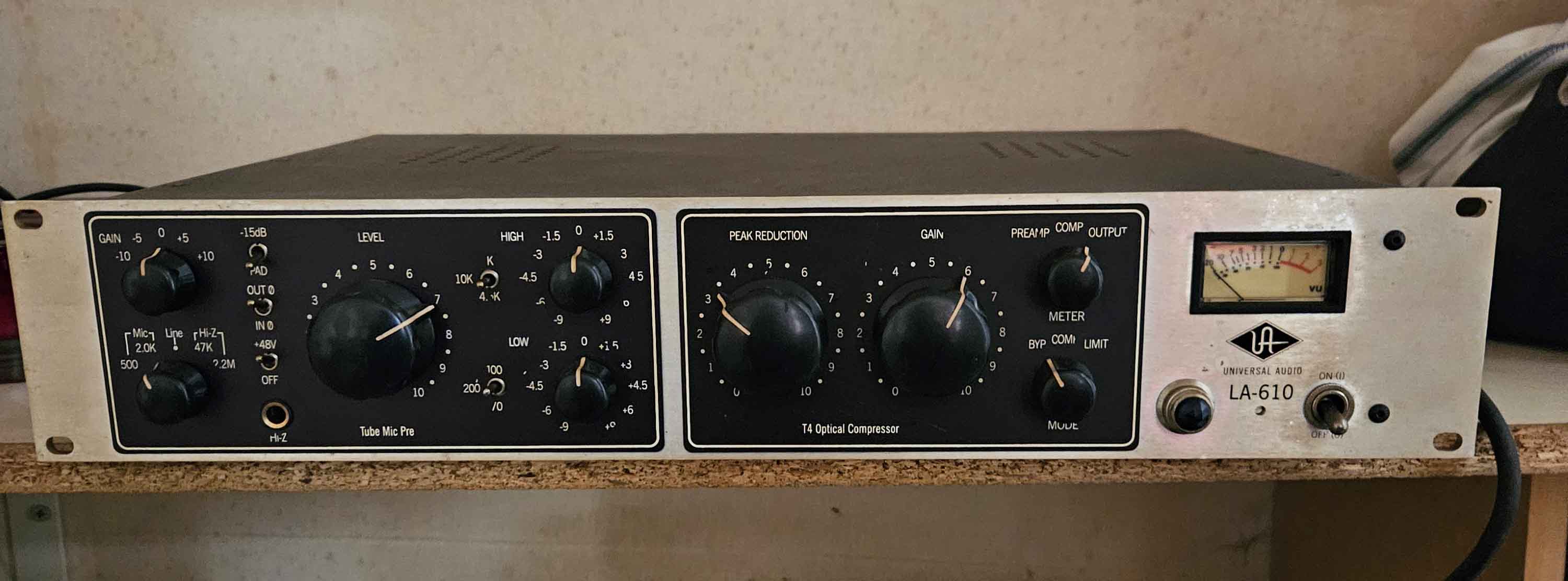 Vend  Universal Audio LA-610 Tout fonctionne avec sa documentation