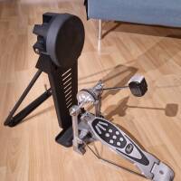 Roland KD-8 pad + pédale PEARL P-120 -- très bon état