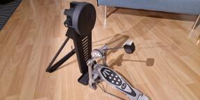 Roland KD-8 pad + pédale PEARL P-120 -- très bon état