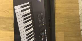 Komplete S61 MKII parfait état