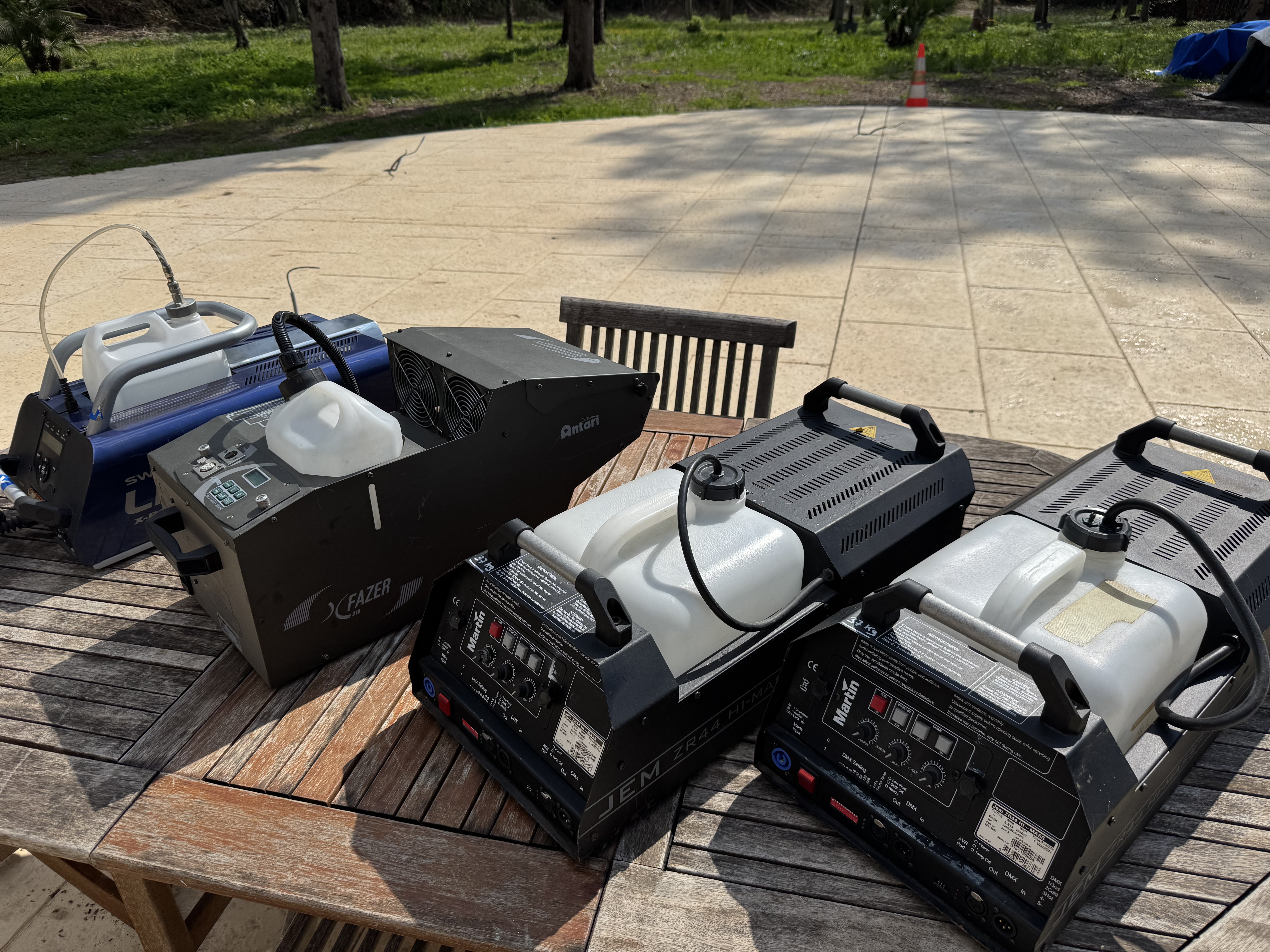 MACHINE À FUMÉE POUR PIÈCES 