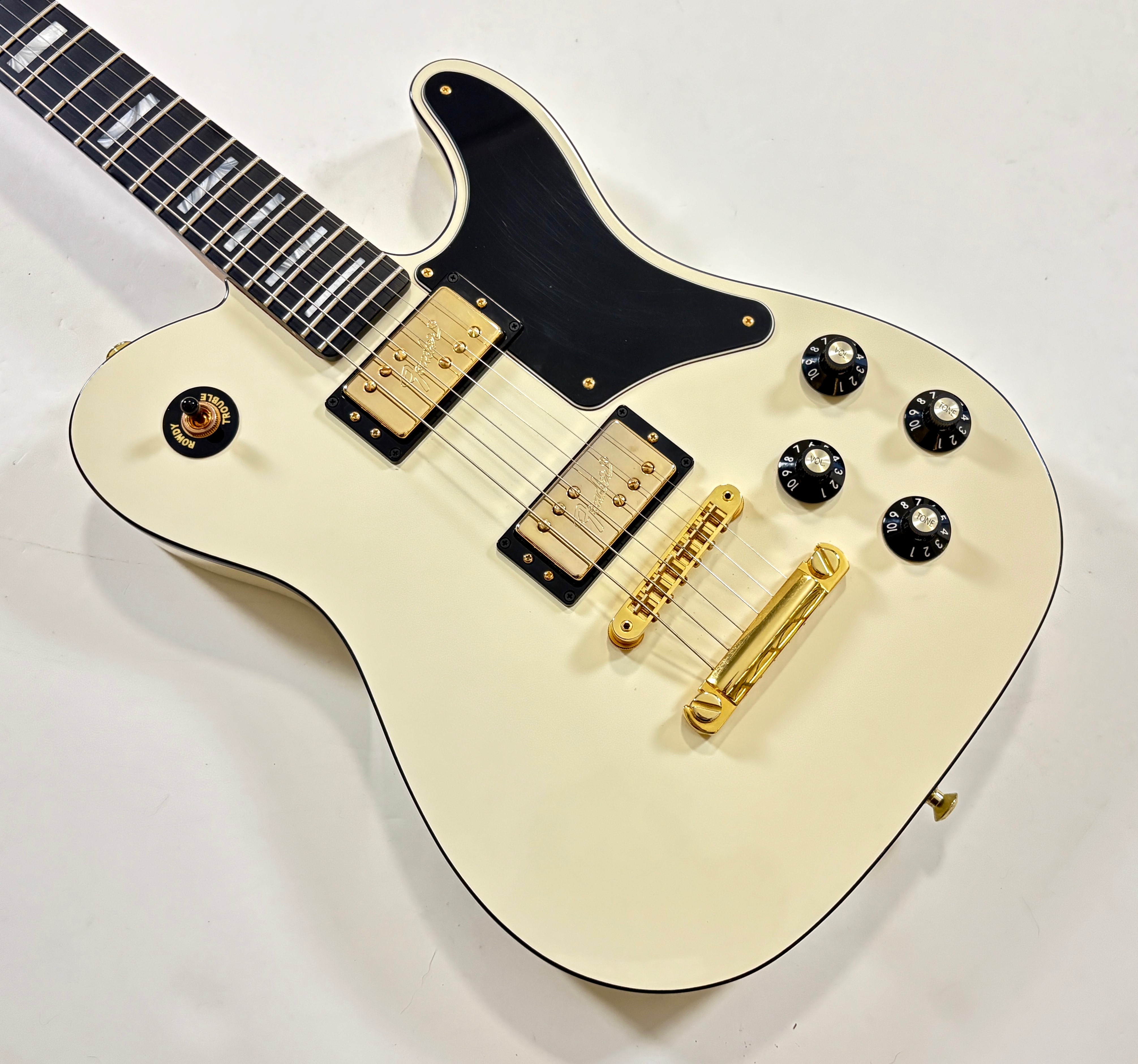 Fender Parallel Universe Volume II Troublemaker Tele Deluxe (9050)
