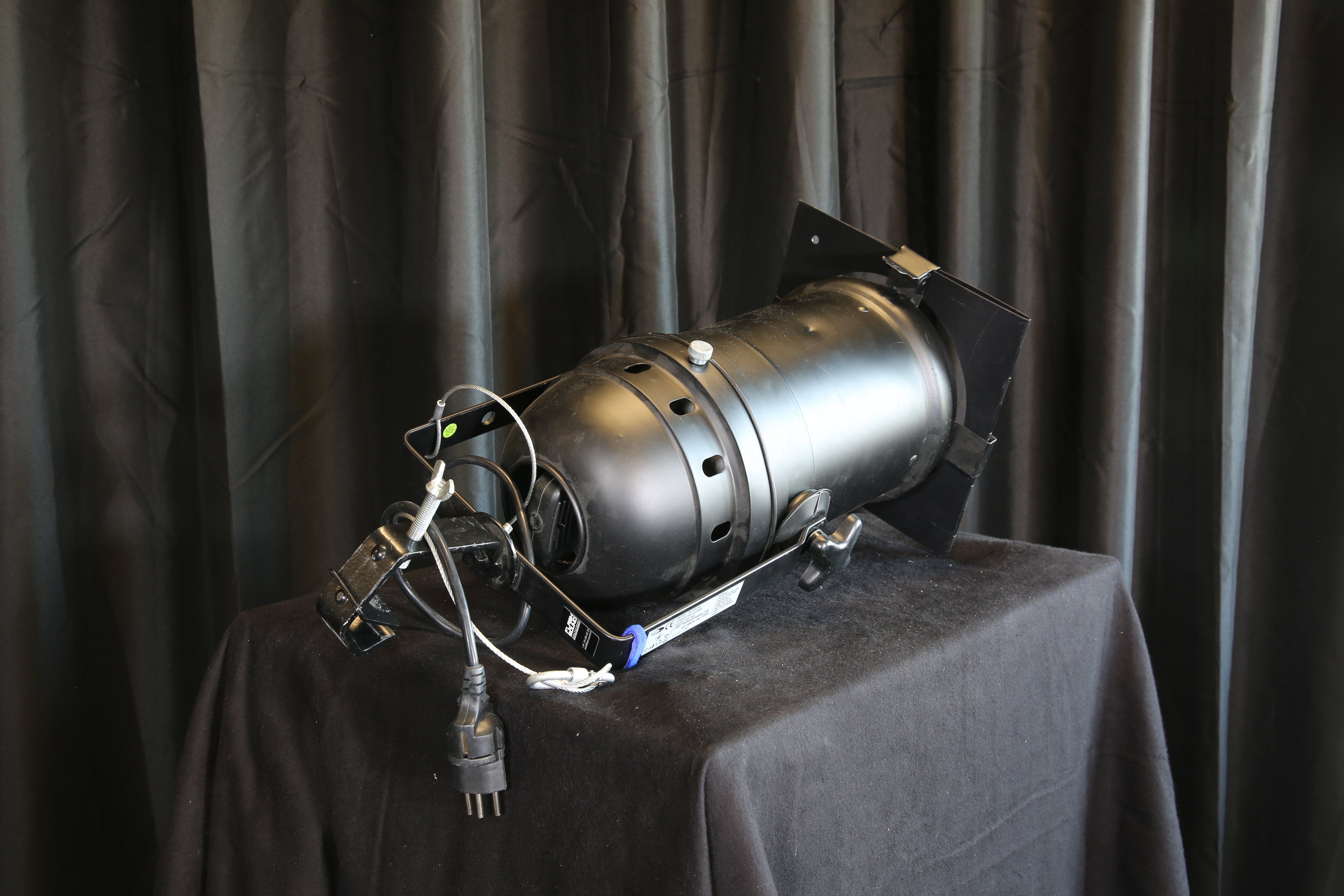 PAR 64, CP60, 61, 62 au choix et selon stock, sans crochet