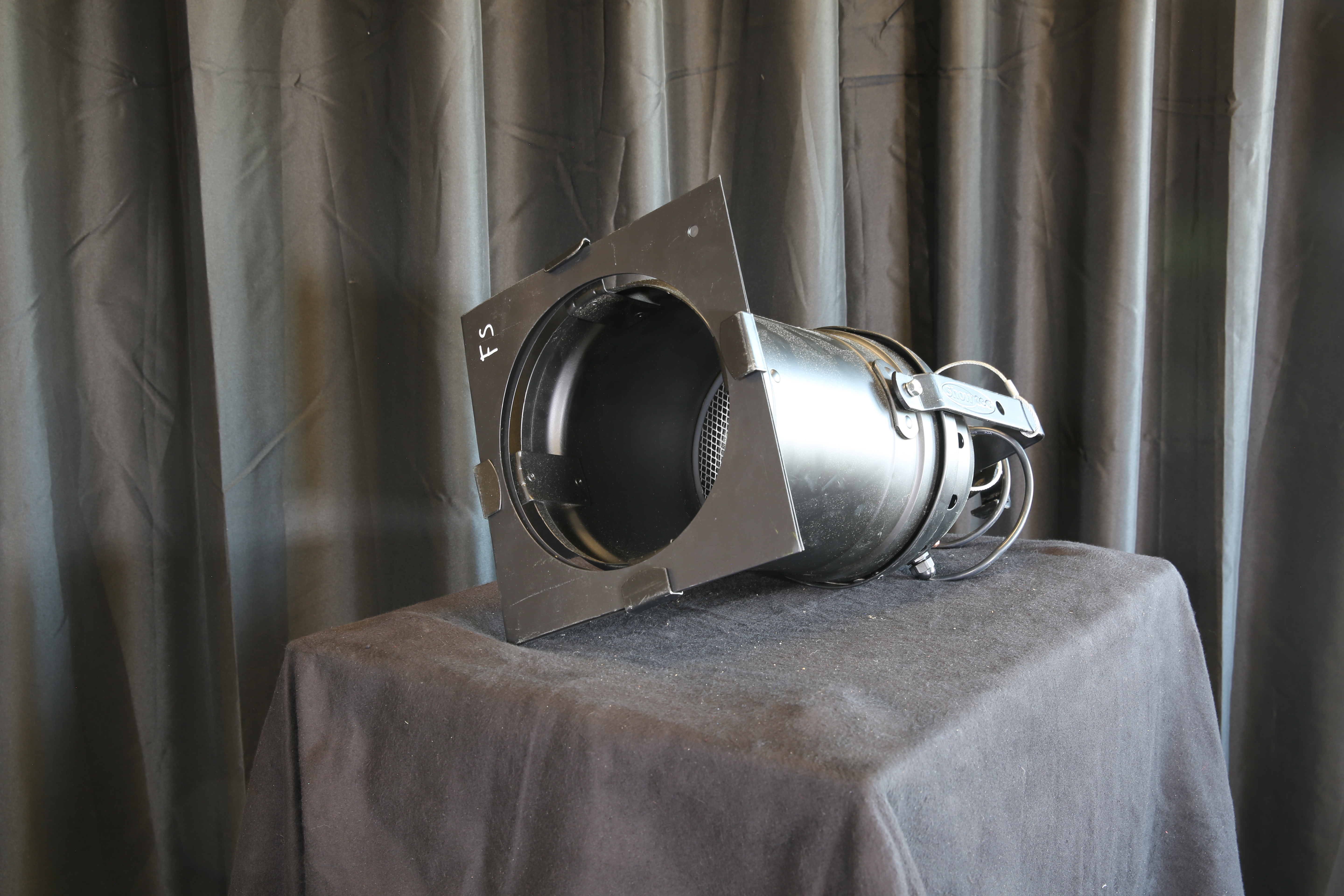 LC8A6392