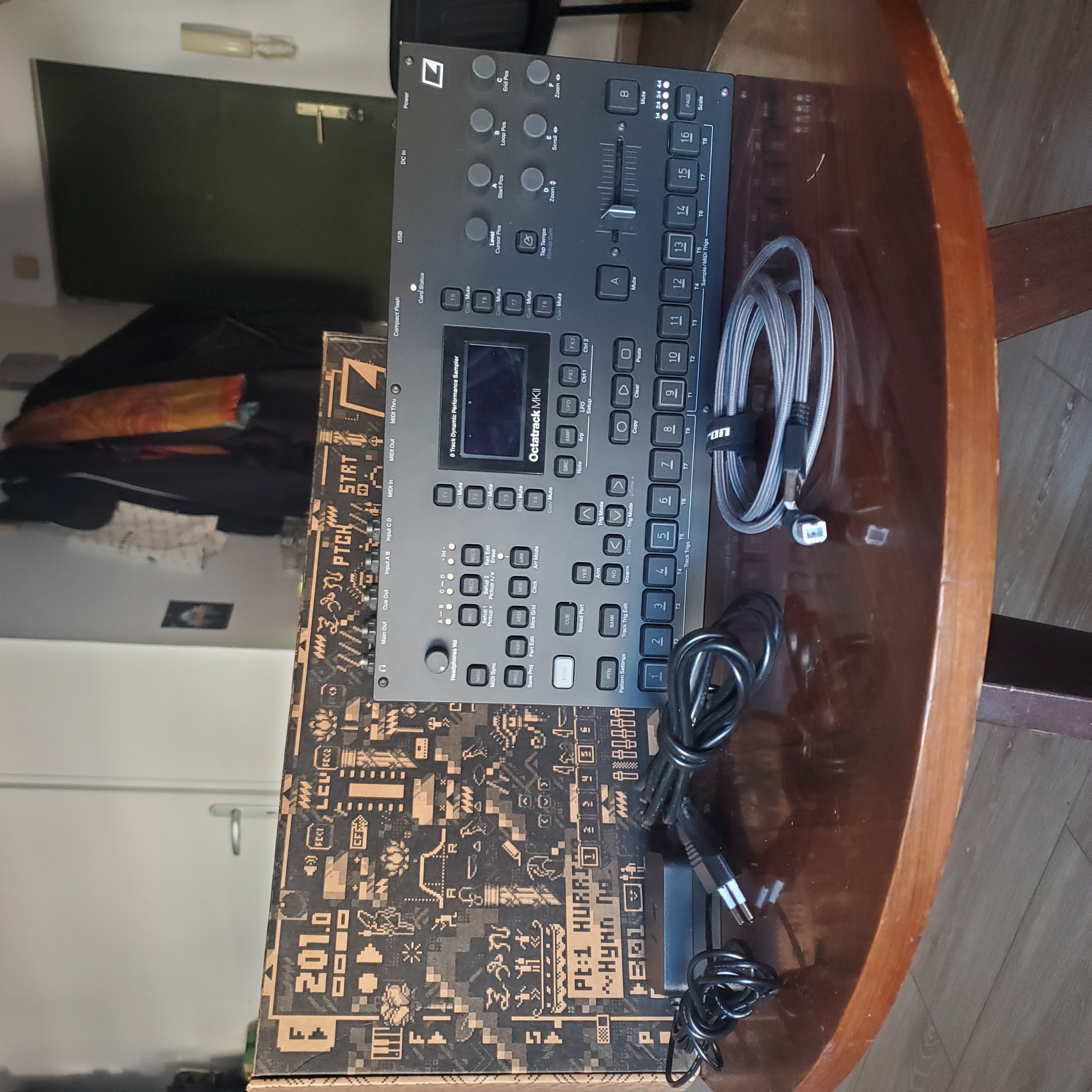 Octatrack mk 2 black edition