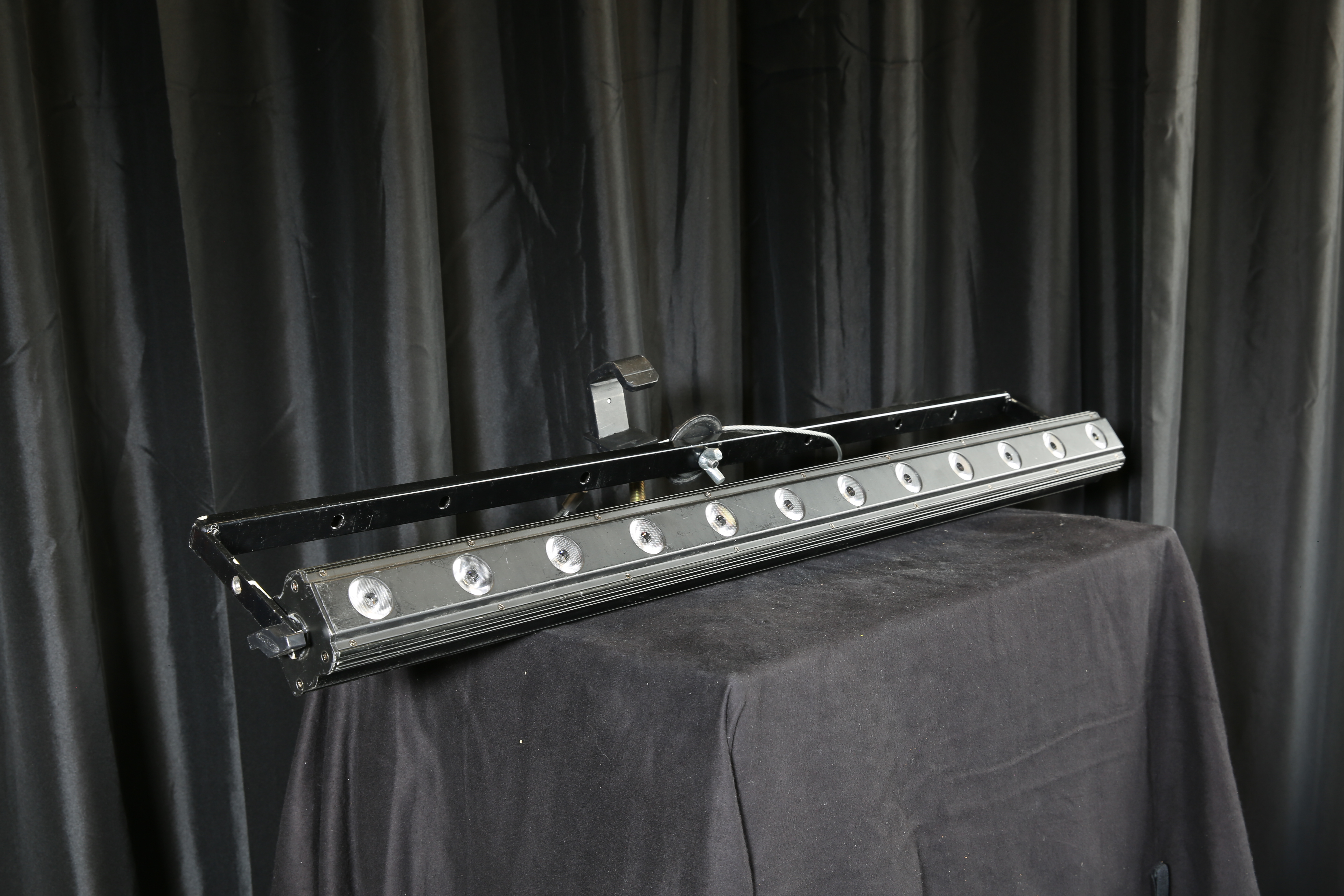 SHOWTEC Pixel Bar 12