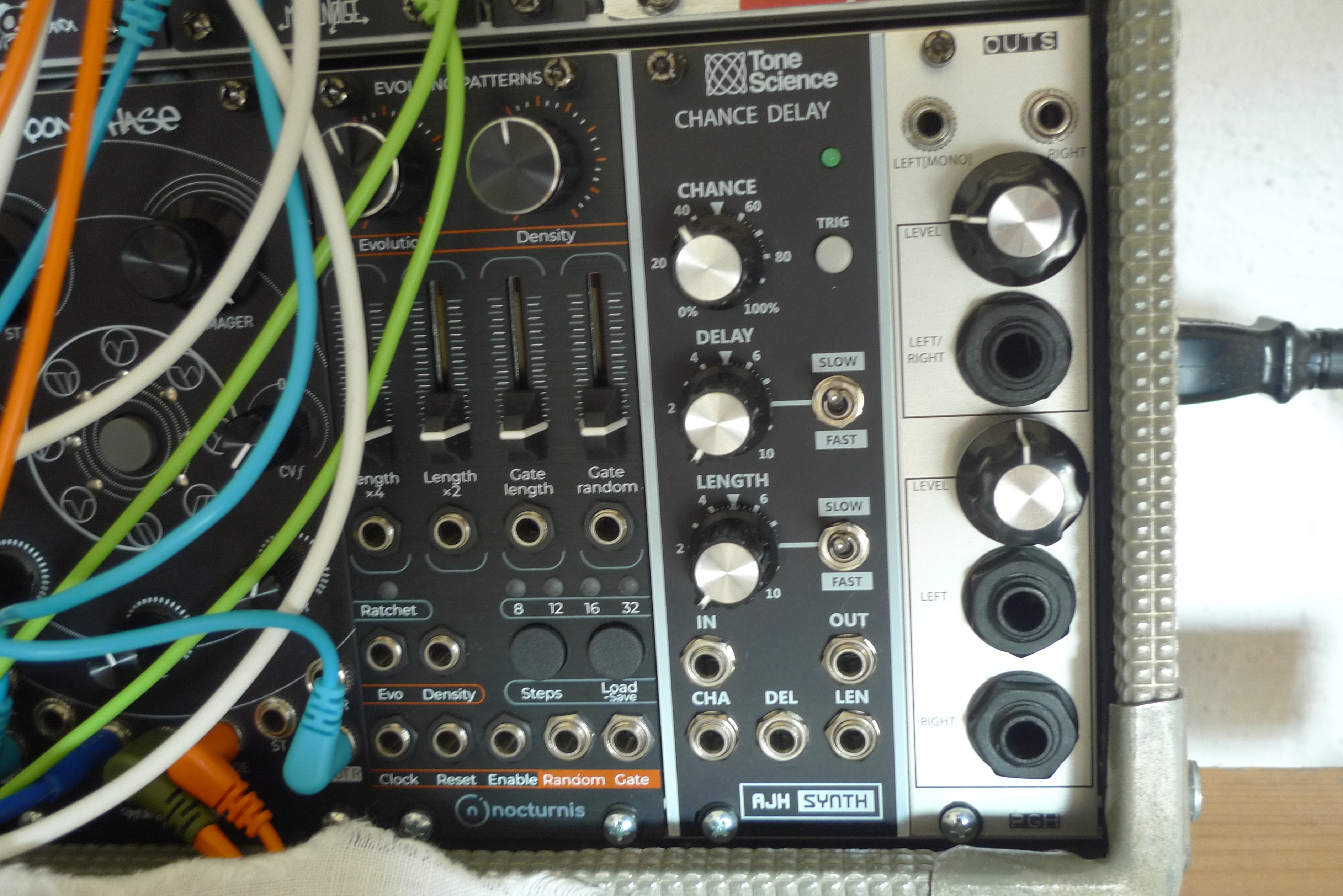 Vends un module AJH Synth Chance Delay