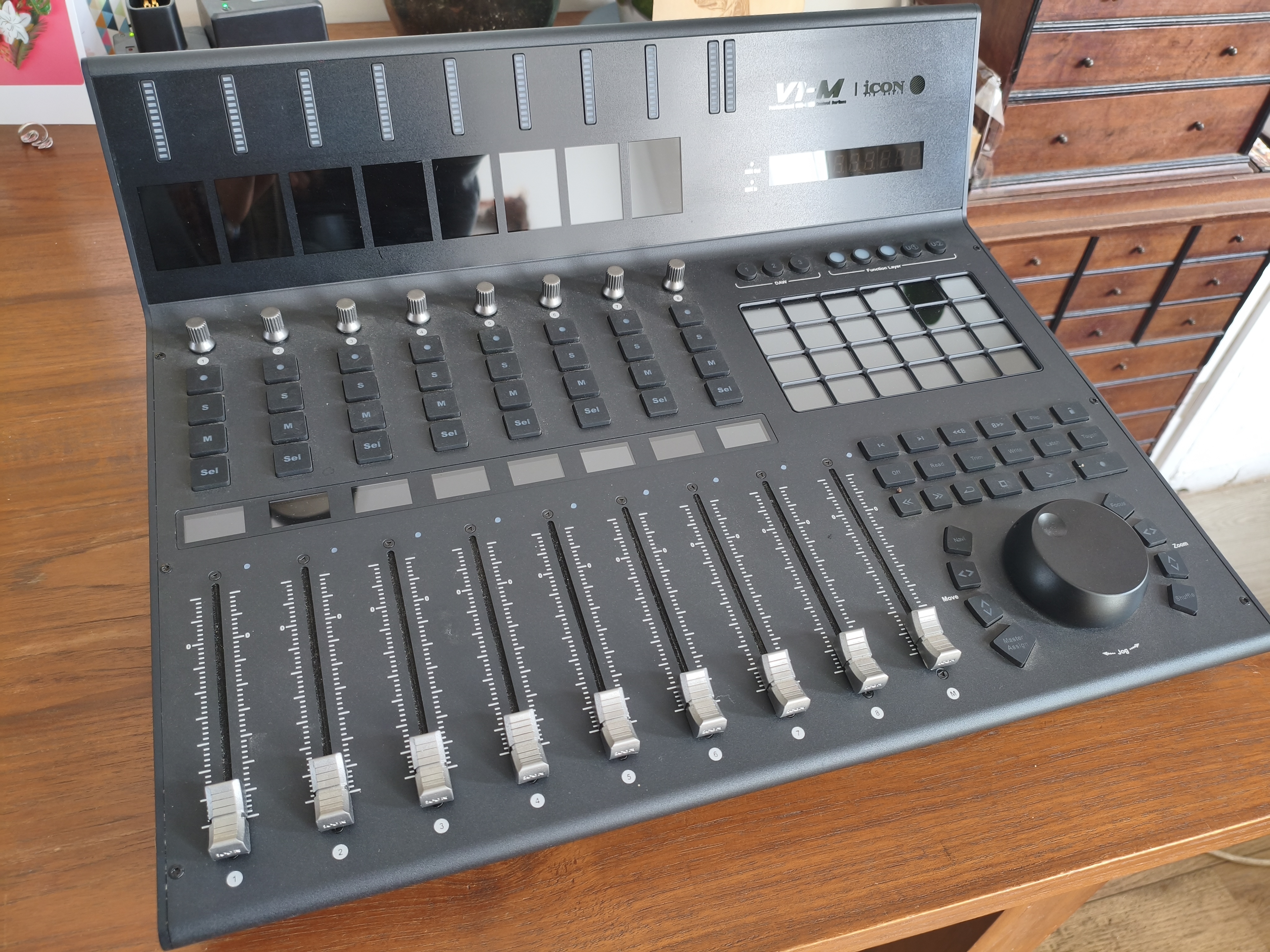 iCon V1-M (29345)