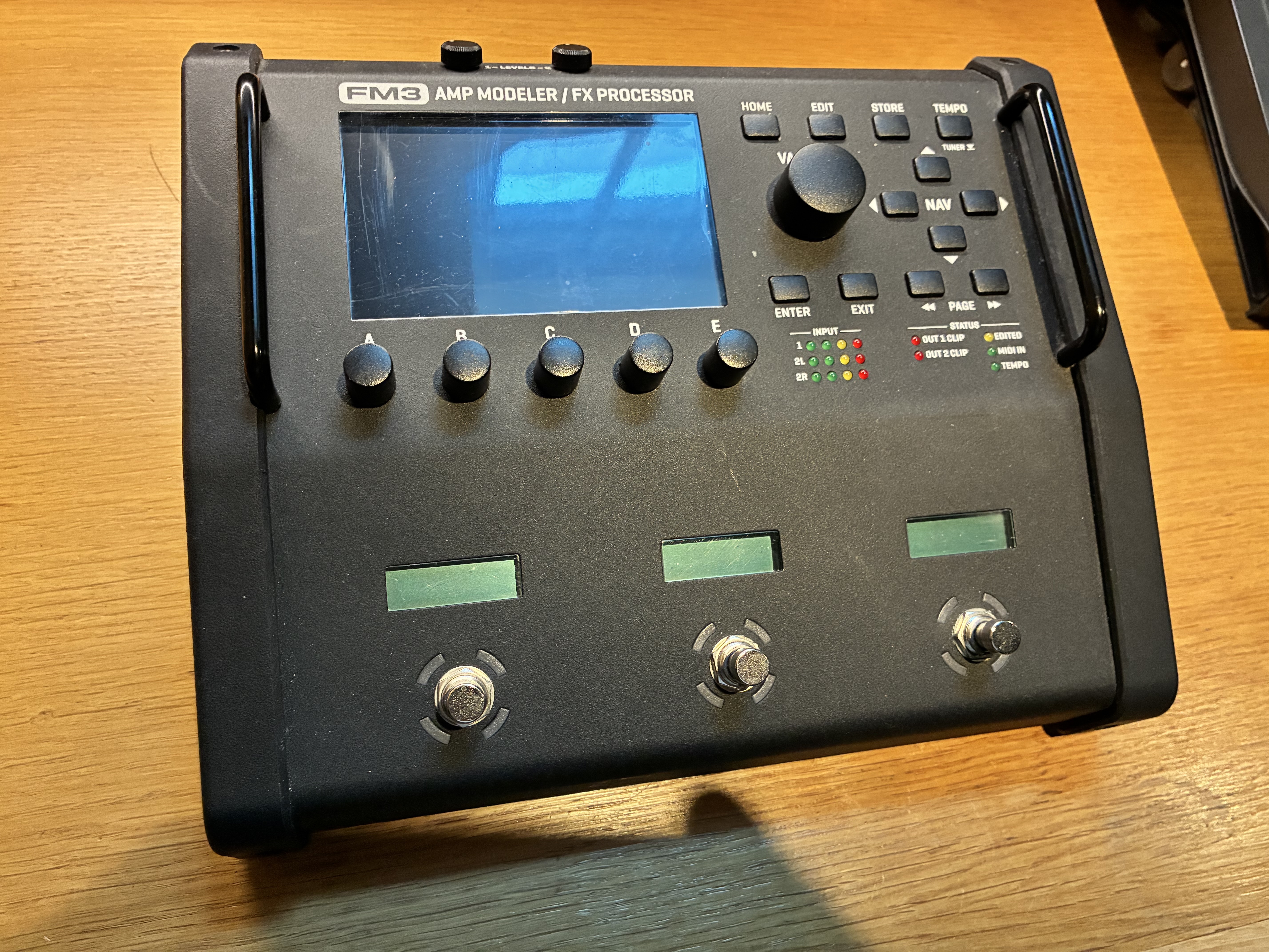 Fractal FM3 avec housse de transport