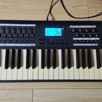 vends clavier Axiom 49 MKII