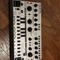 Behringer TD3 MO