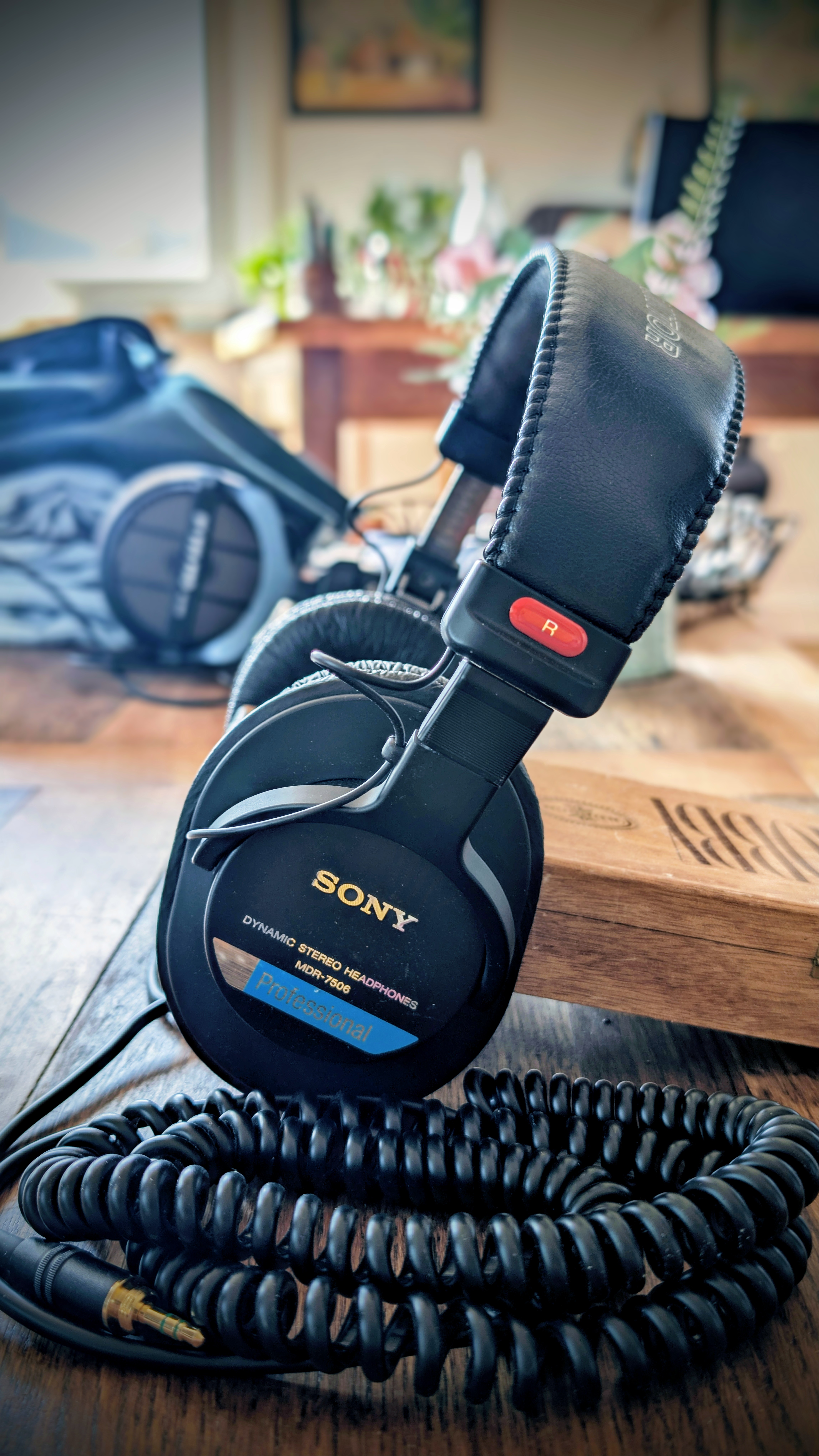 Sony MDR-7506 - Casque studio, état neuf, jamais servi