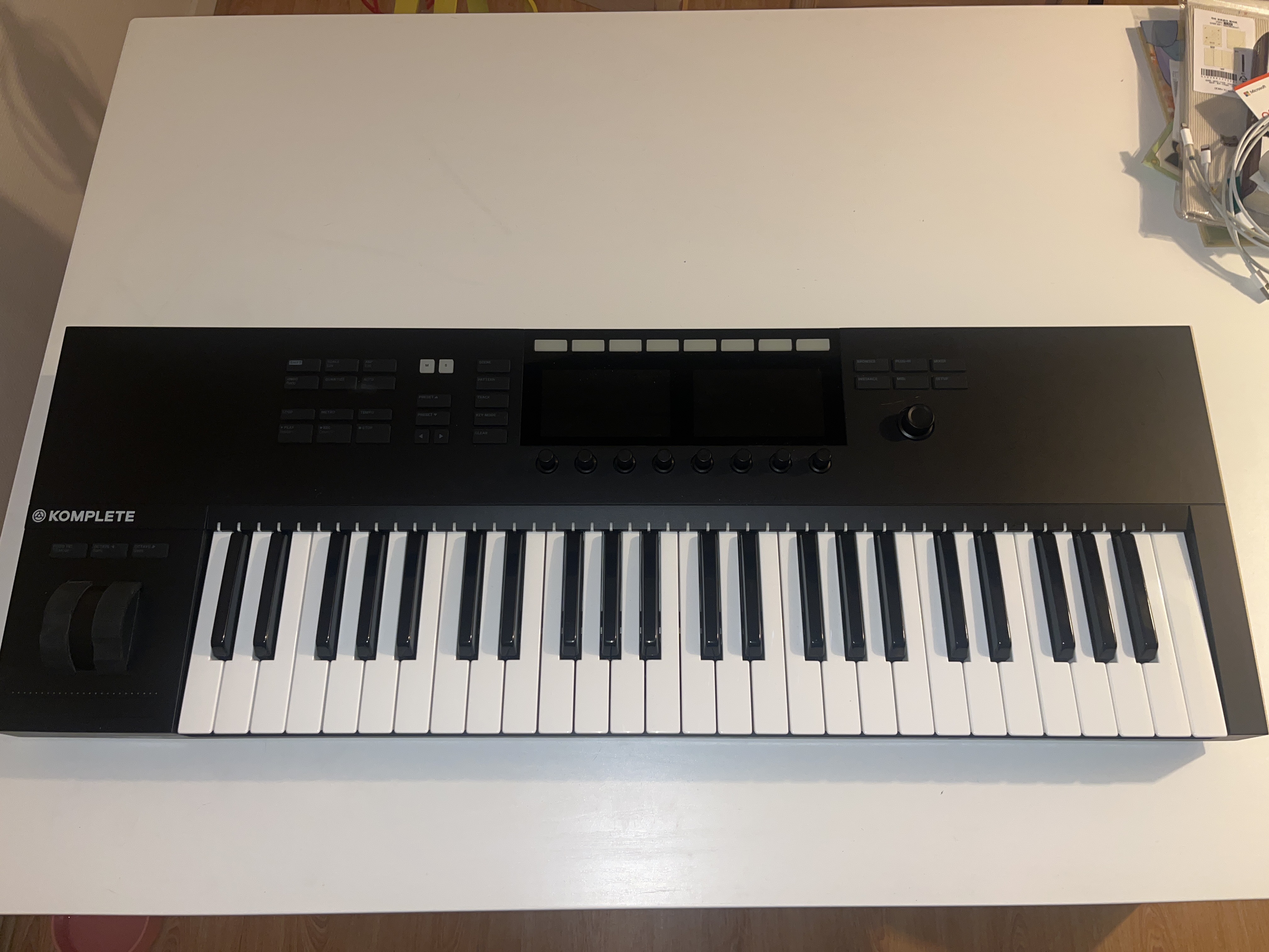 Vente Komplete Kontrol S49 mk2 (Lyon/Grenoble)