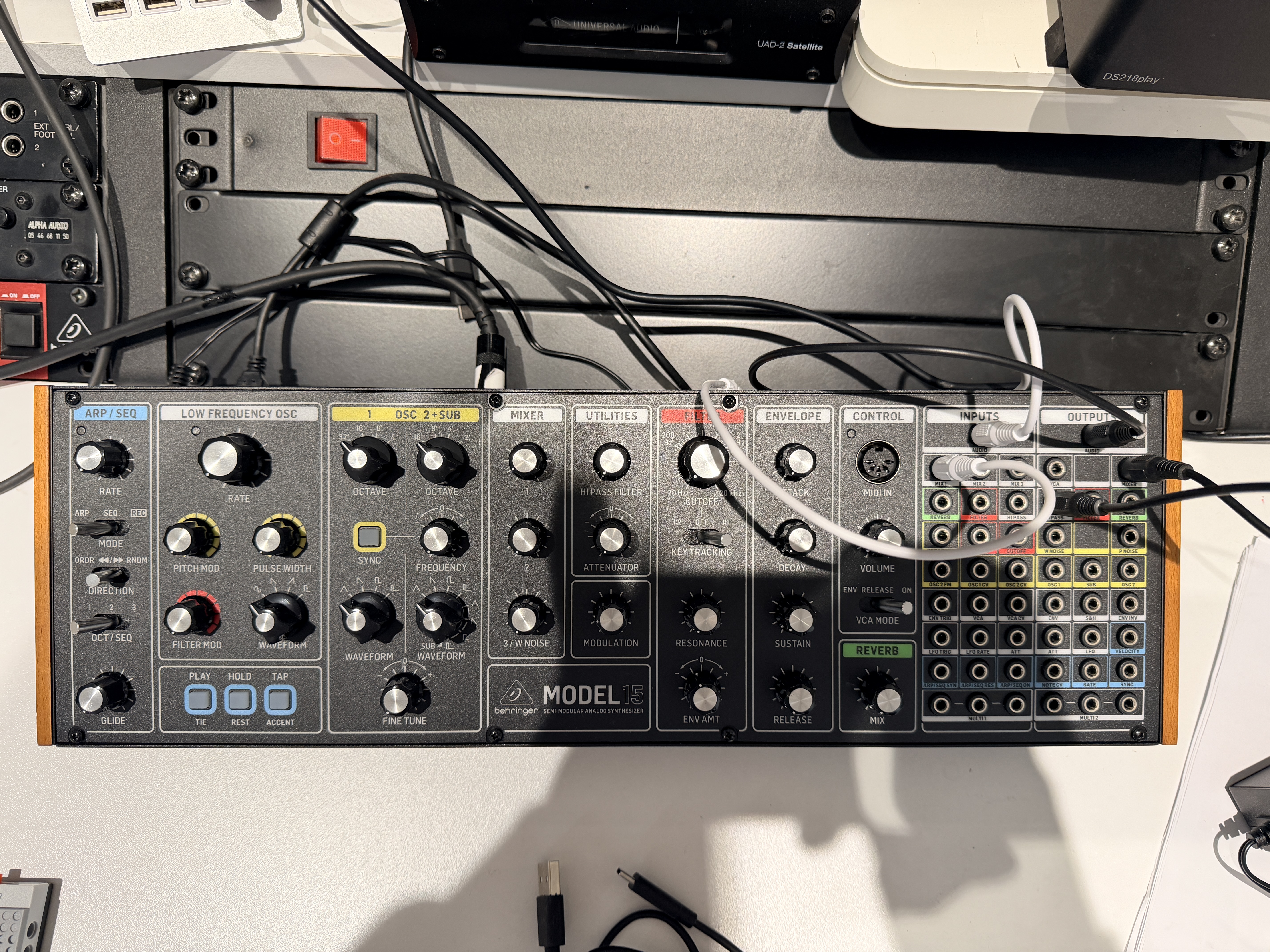 Behringer model 15 neuf 