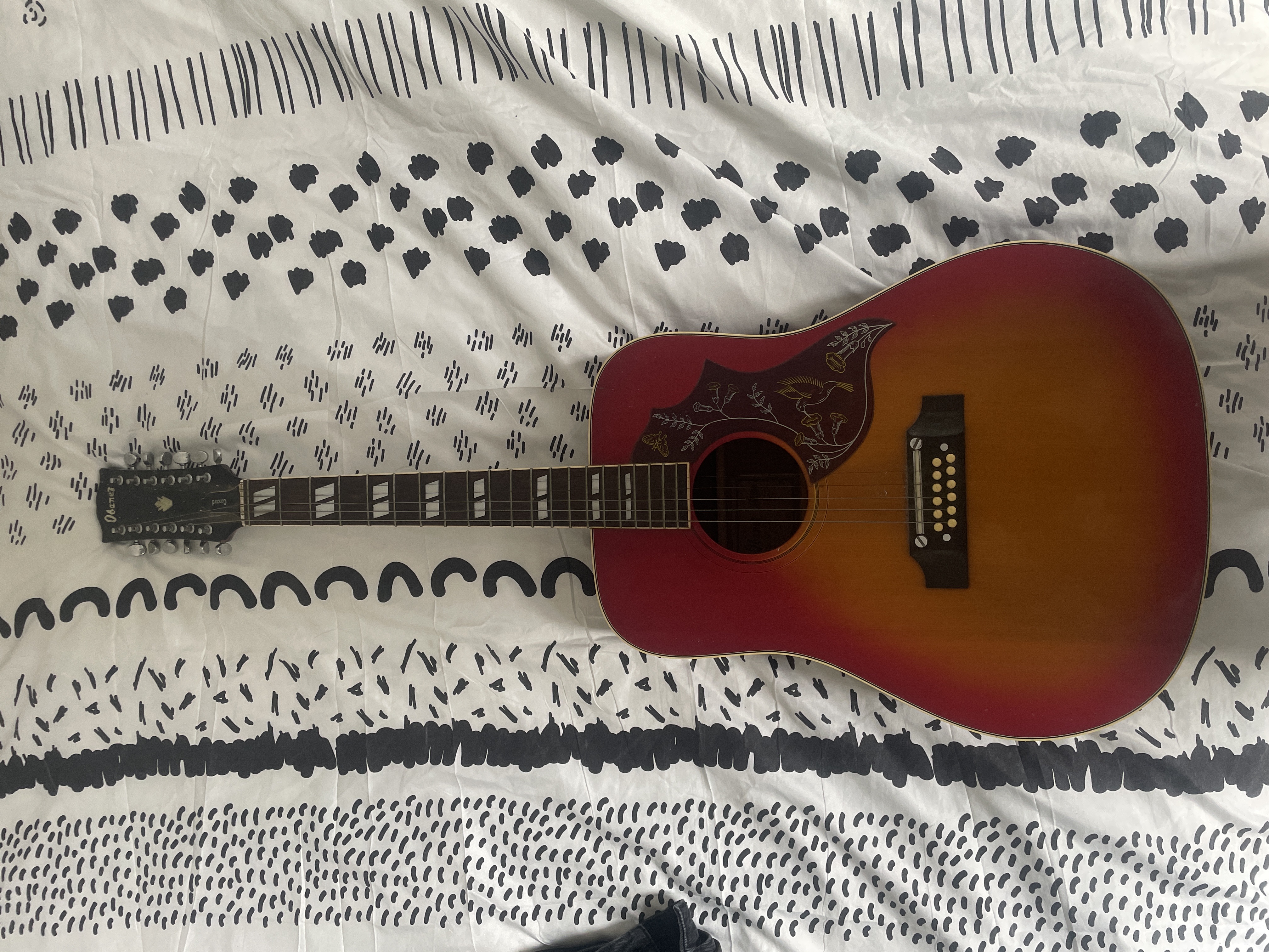 Vends Guitare Ibanez Concord 684.12