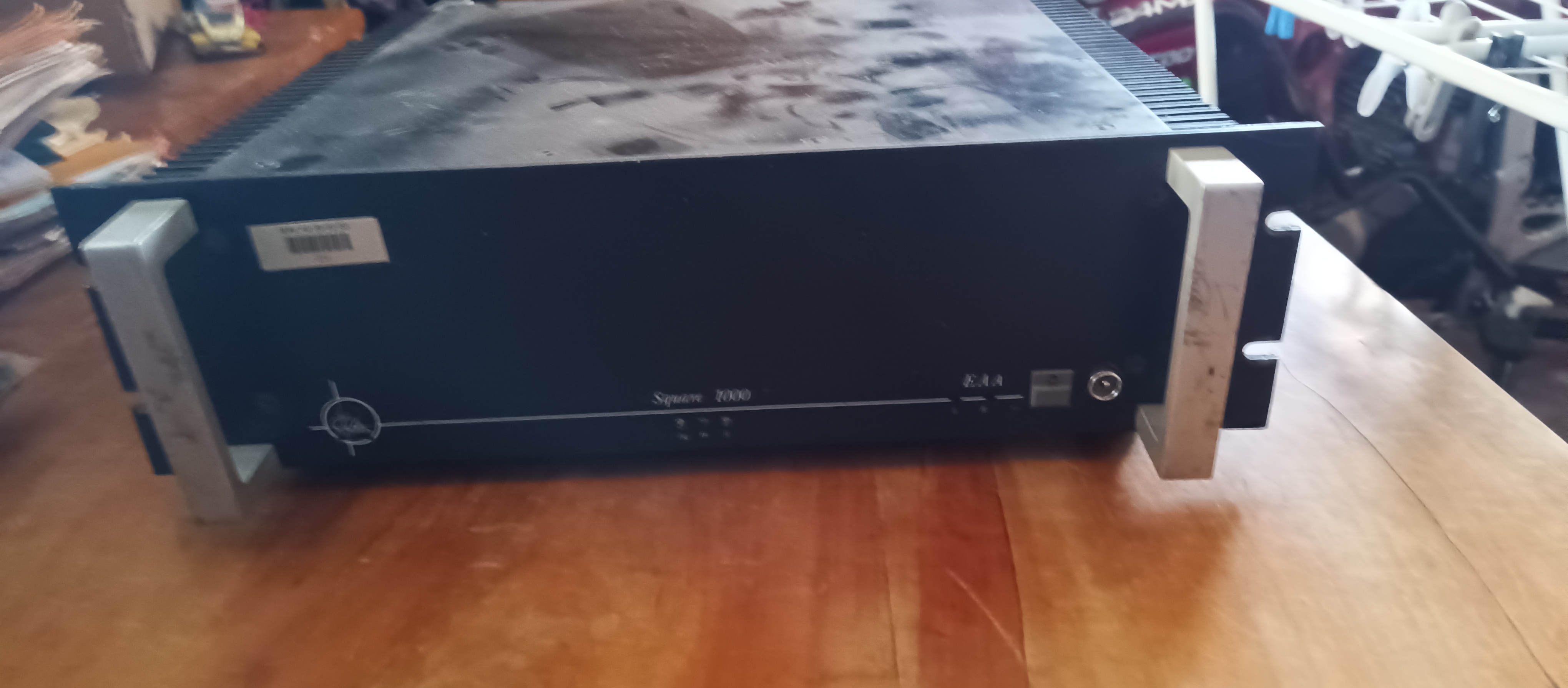 Vend ampli EAA square 1000 bon état a venir chercher sur place 