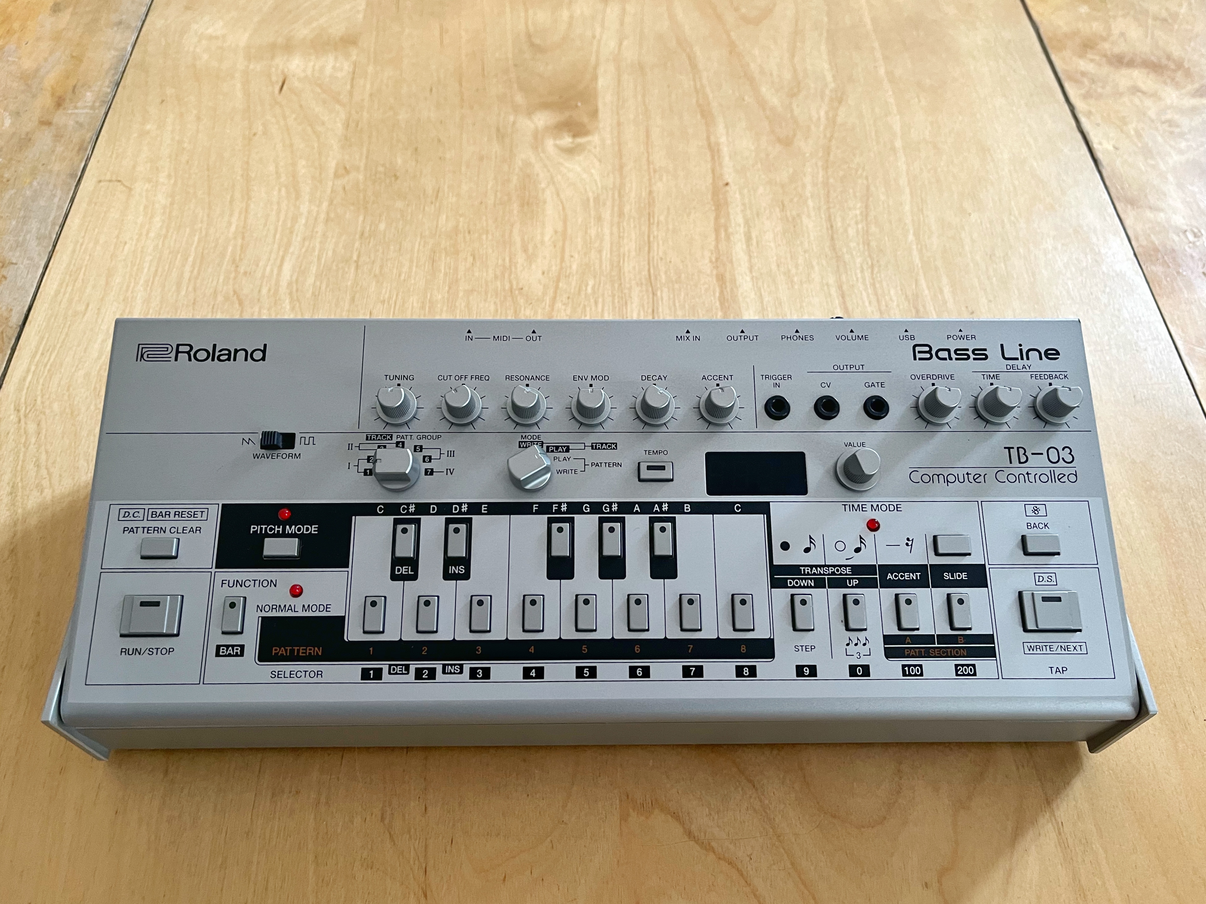 Vends TB-03 Roland 