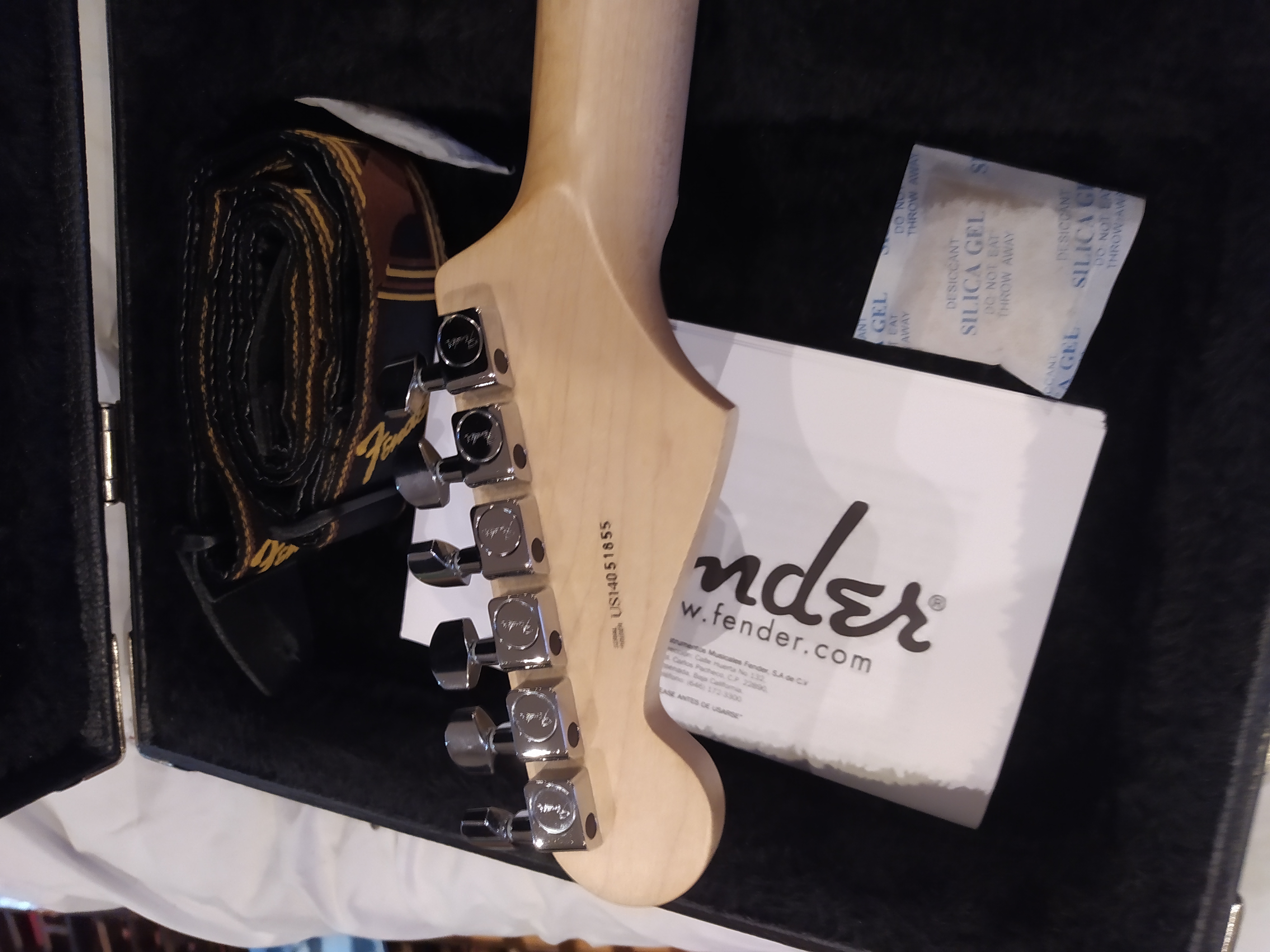 60 th anniversary Limited Edition Stratocaster standard channel bound