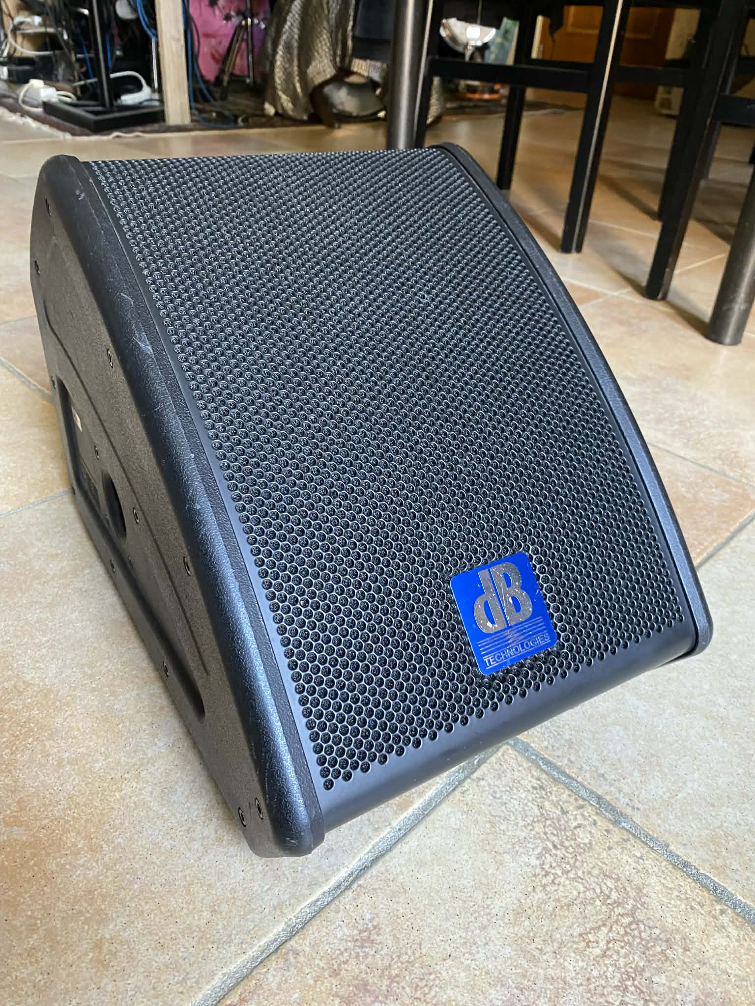 Retour de scene DB technology Flexsys FM8