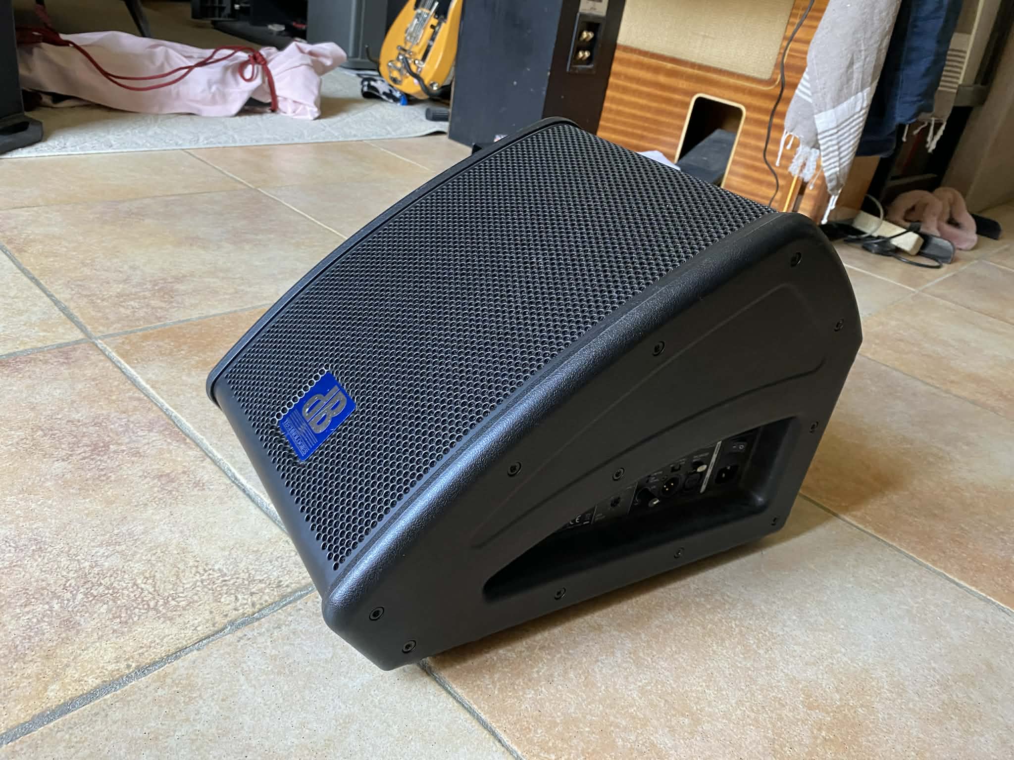 db 2
