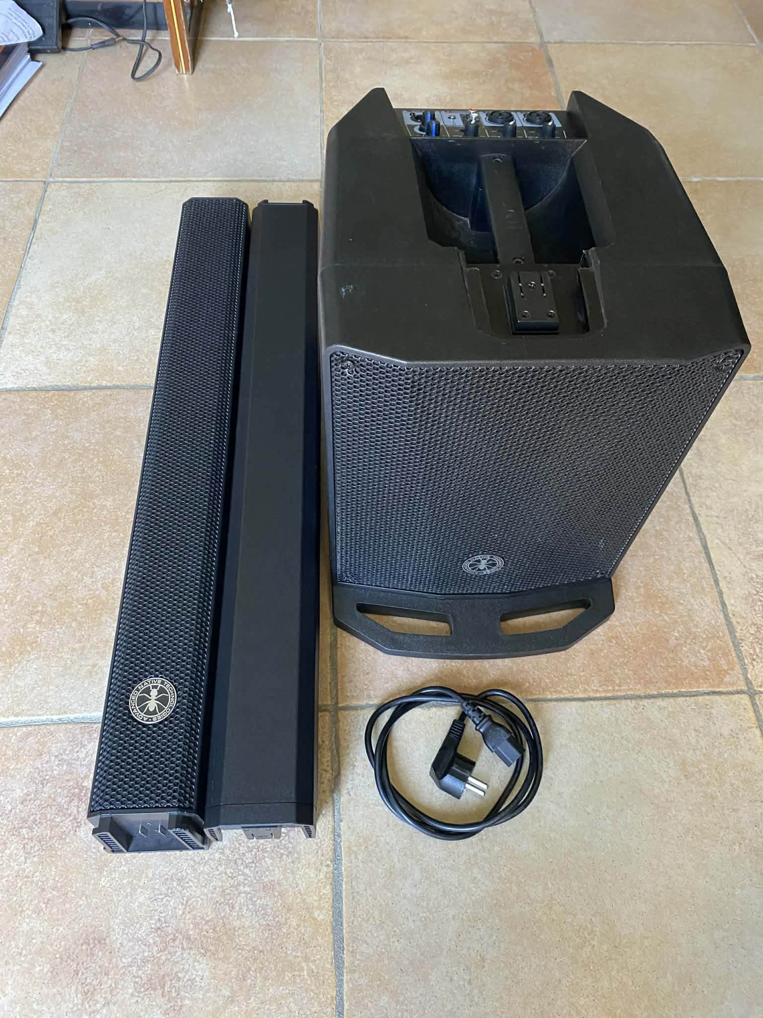 Sono Enceinte colonne ANT. 