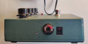 vends pedale guitare