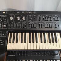 Roland SH-1 - révisé