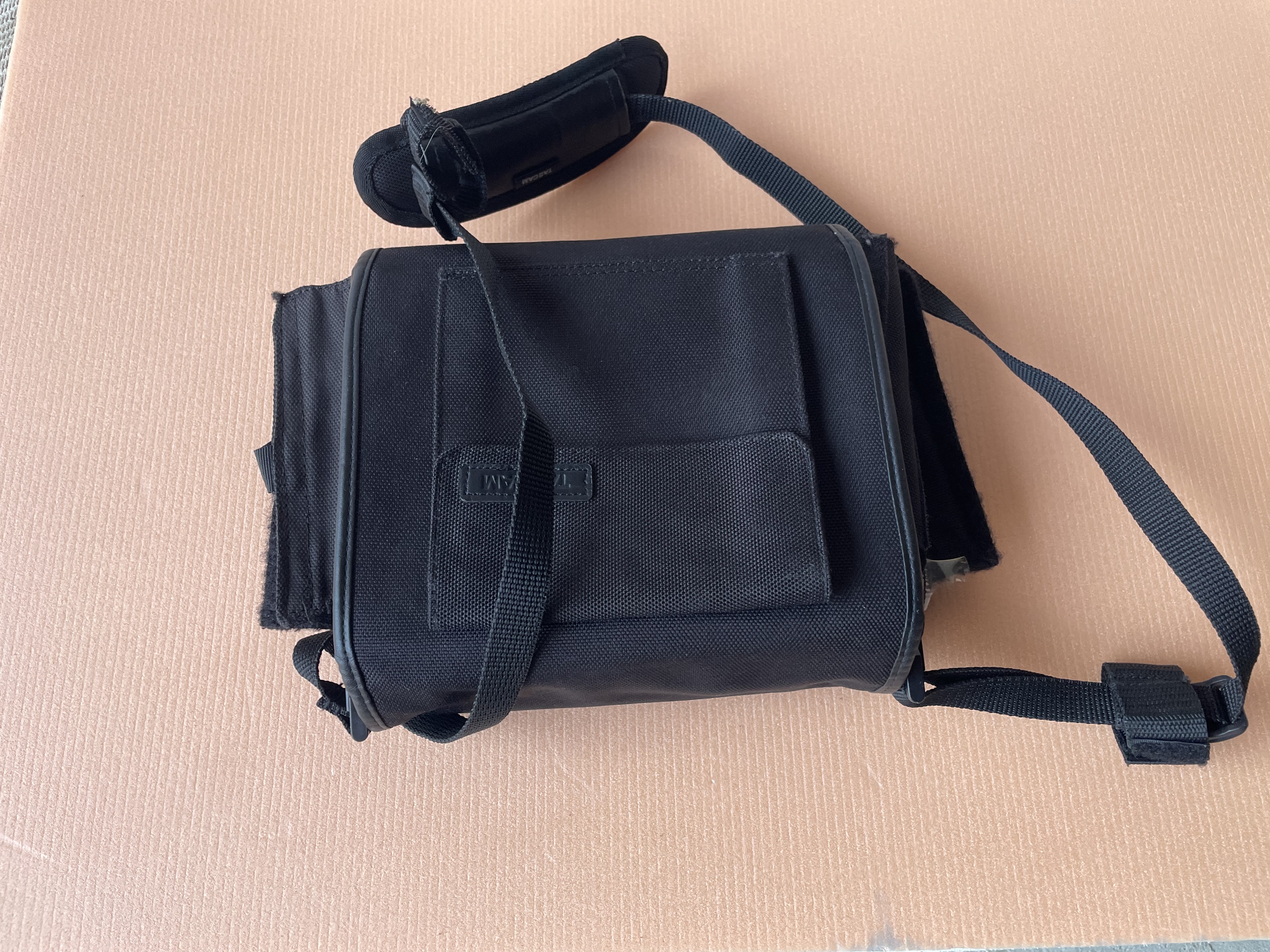 Tascam dr-680 avec housse mobile et bandoulière 