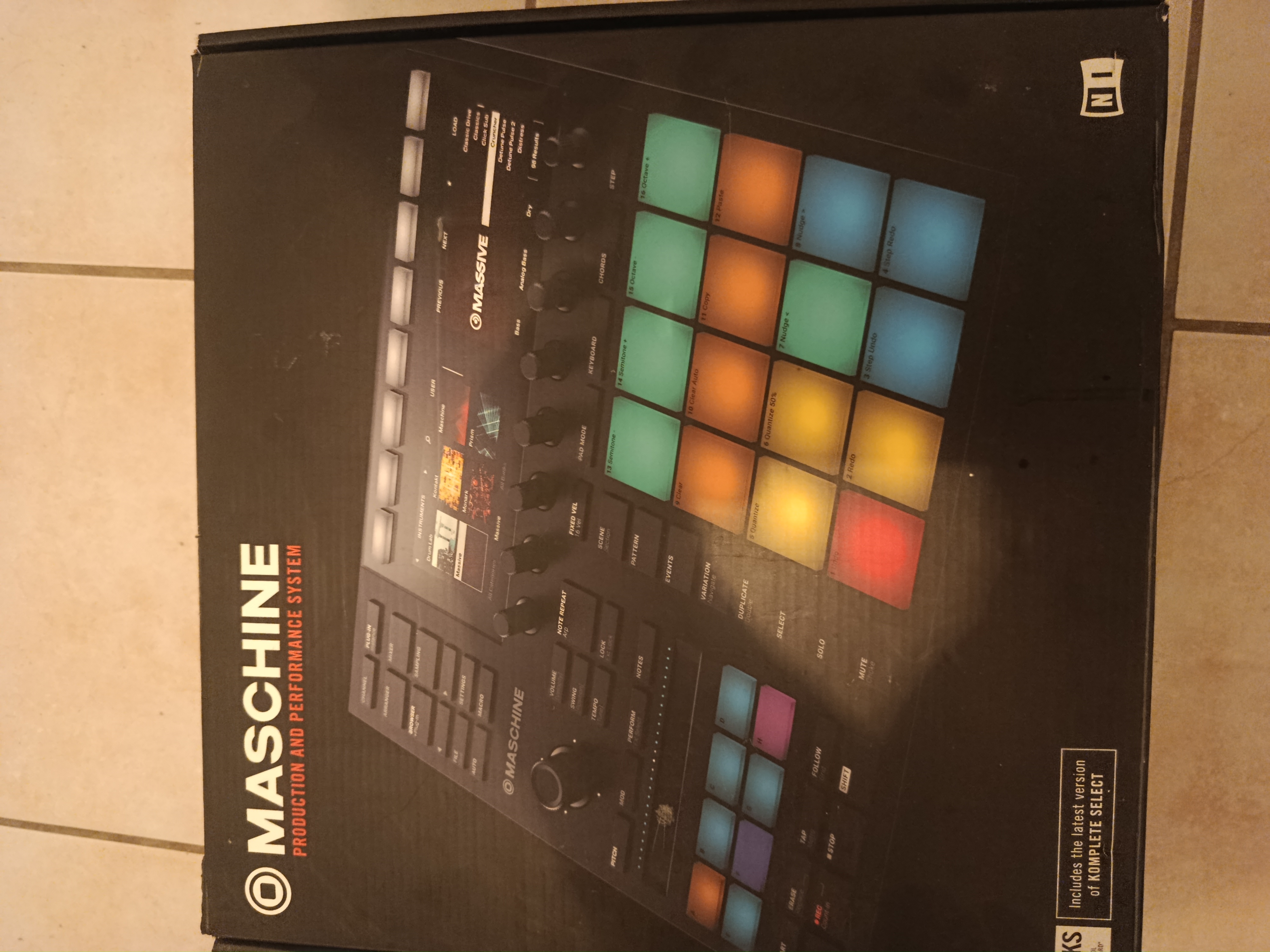 Native Instruments Maschine mk3 (1240)