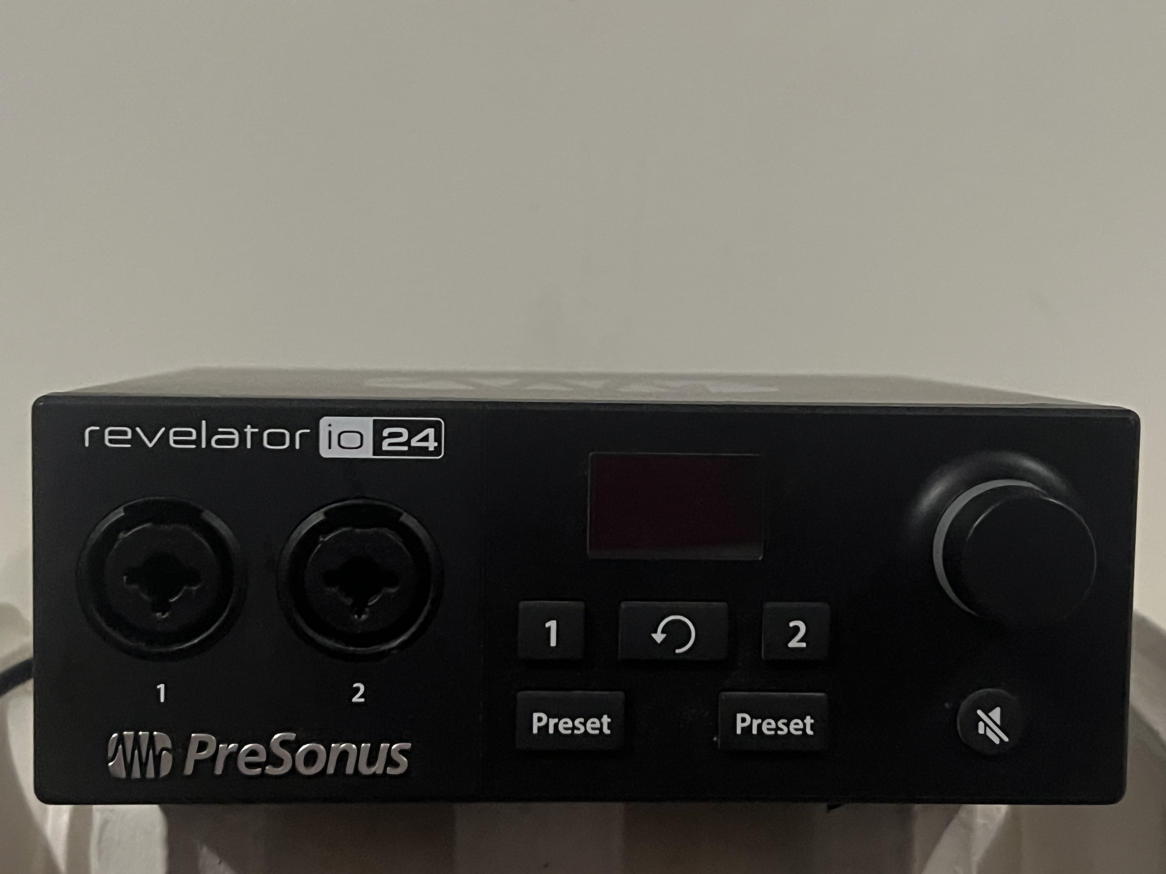 Presonus revelator io 24