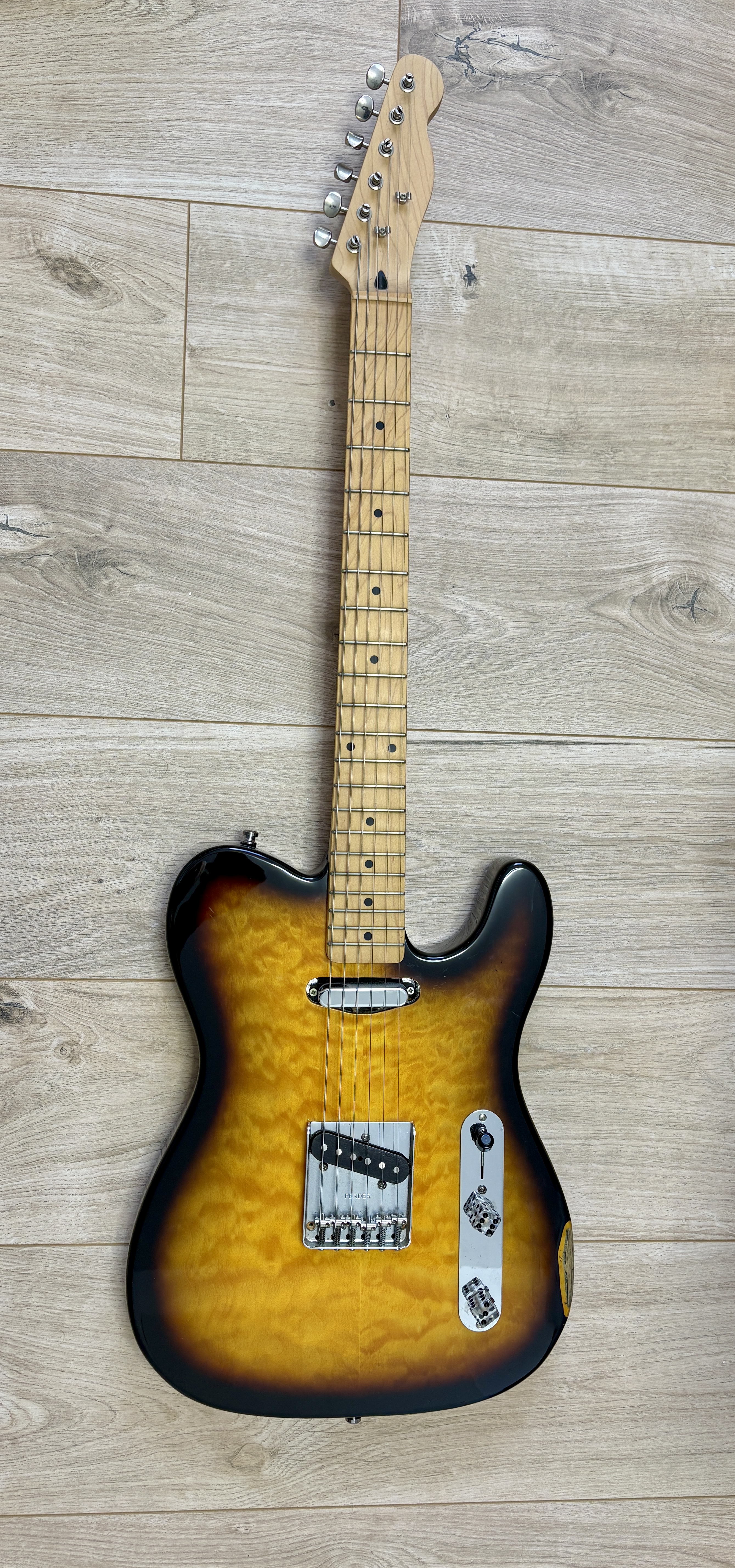 Vends guitare type Telecaster avec micros Lindy Fralin