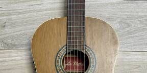 Vends guitare électroacoustique classique d’étude La Patrie de 1994