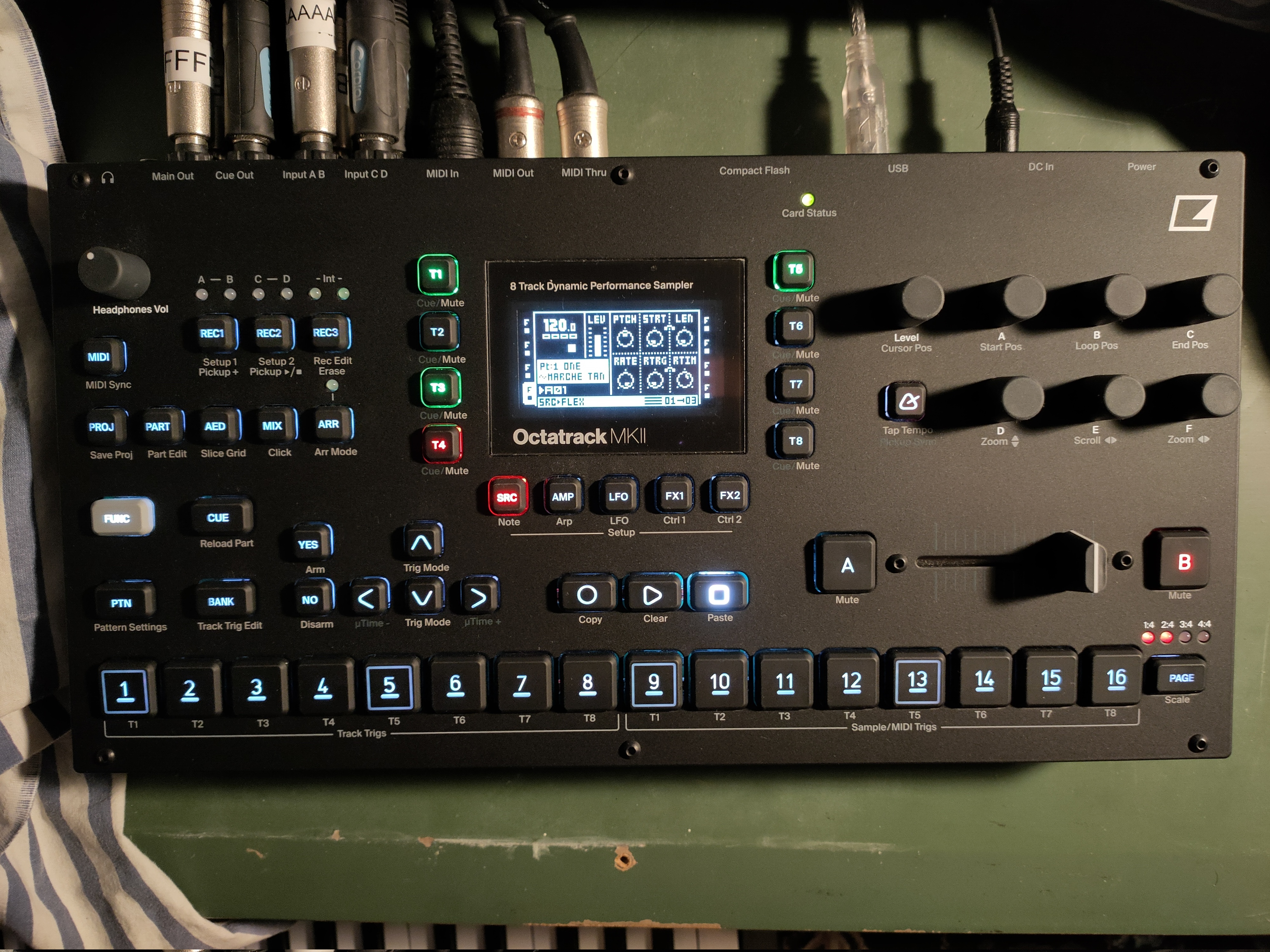 Elektron Octatrack MKII Noir – État neuf – Garantie 1 an